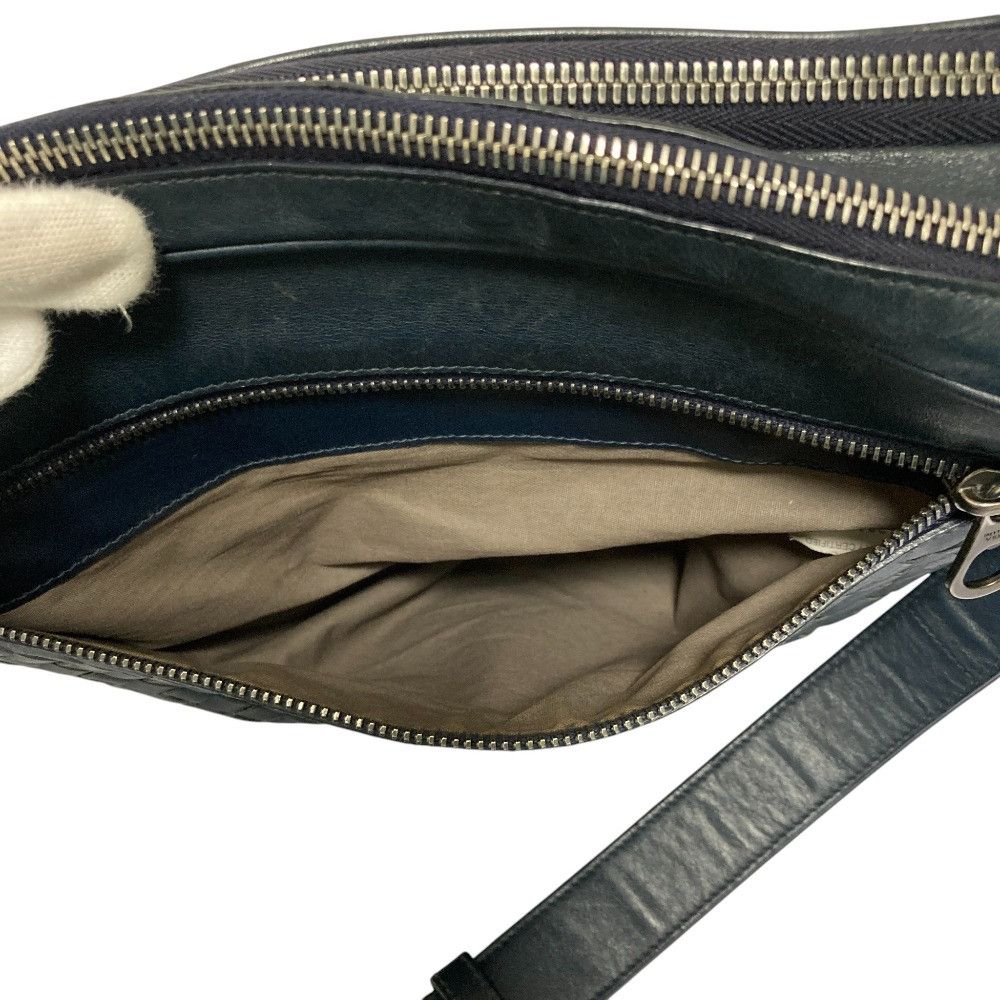 Bottega Veneta Bottega Veneta Bottega Veneta Intrecciato Leather Shoulder Bag Leather Shoulder Bag 410667 DUTY FREE for USA Size ONE SIZE - 7 Thumbnail