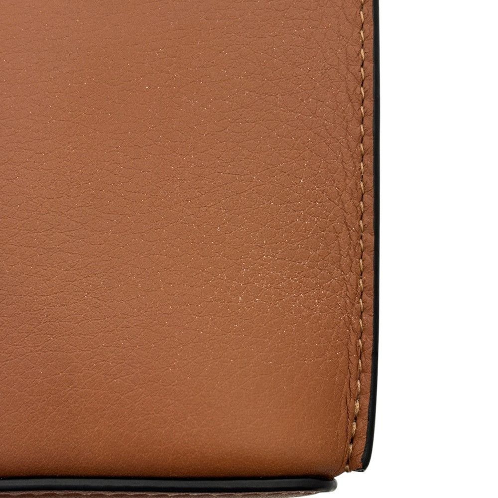 Loewe Loewe Loewe Anagram Dice Leather Phone Shoulder Bag Leather Crossbody Bag 062305 DUTY FREE for USA Size ONE SIZE - 17 Thumbnail