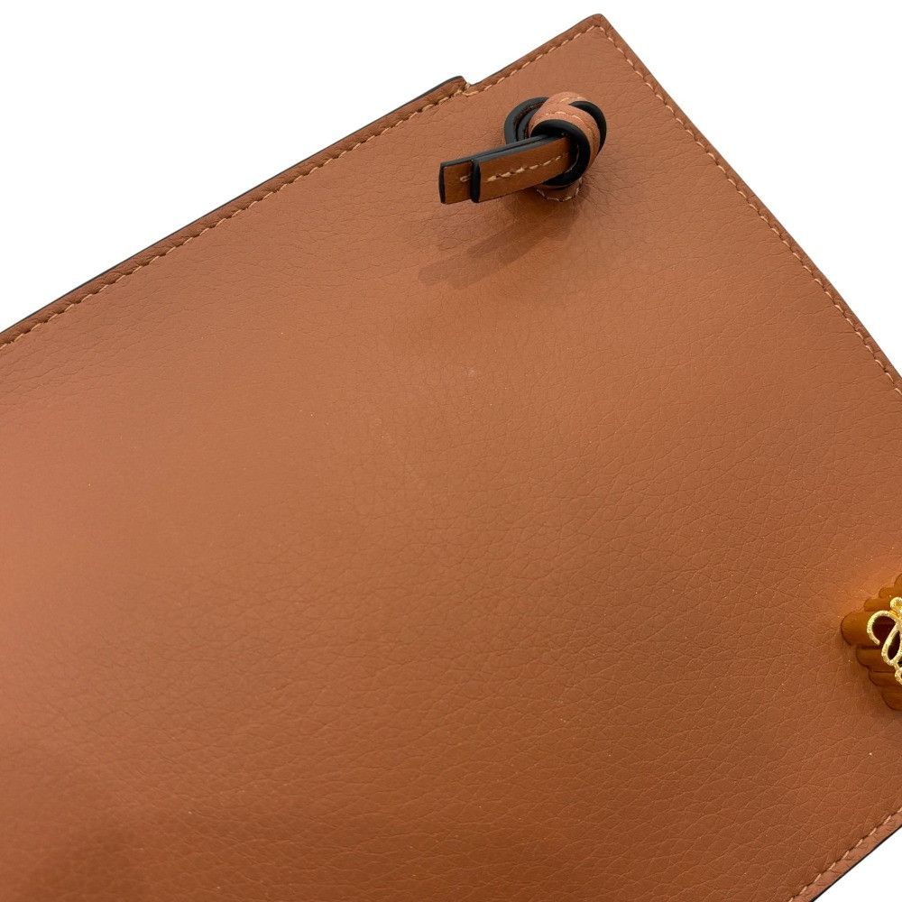 Loewe Loewe Loewe Anagram Dice Leather Phone Shoulder Bag Leather Crossbody Bag 062305 DUTY FREE for USA Size ONE SIZE - 16 Thumbnail