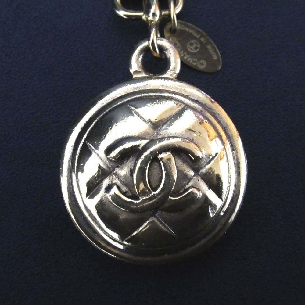Chanel Chanel Chanel Coco Mark Matelassé Circle Key Holder Metal Key Chain DUTY FREE for USA Size ONE SIZE - 6 Thumbnail