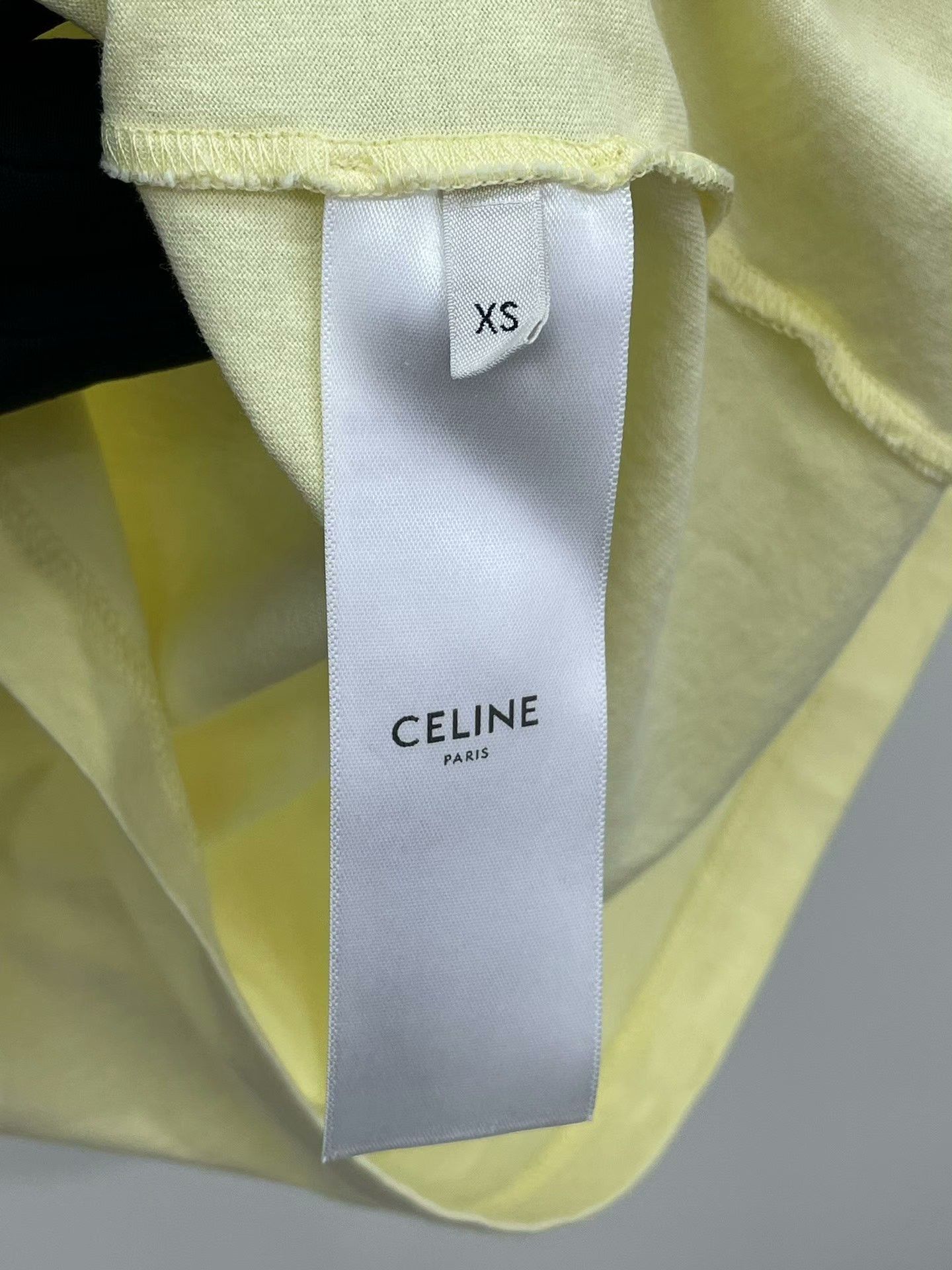 Celine Celine Yellow Letter Short-Sleeve T-Shirt Size XS / US 0-2 / IT 36-38 - 5 Thumbnail