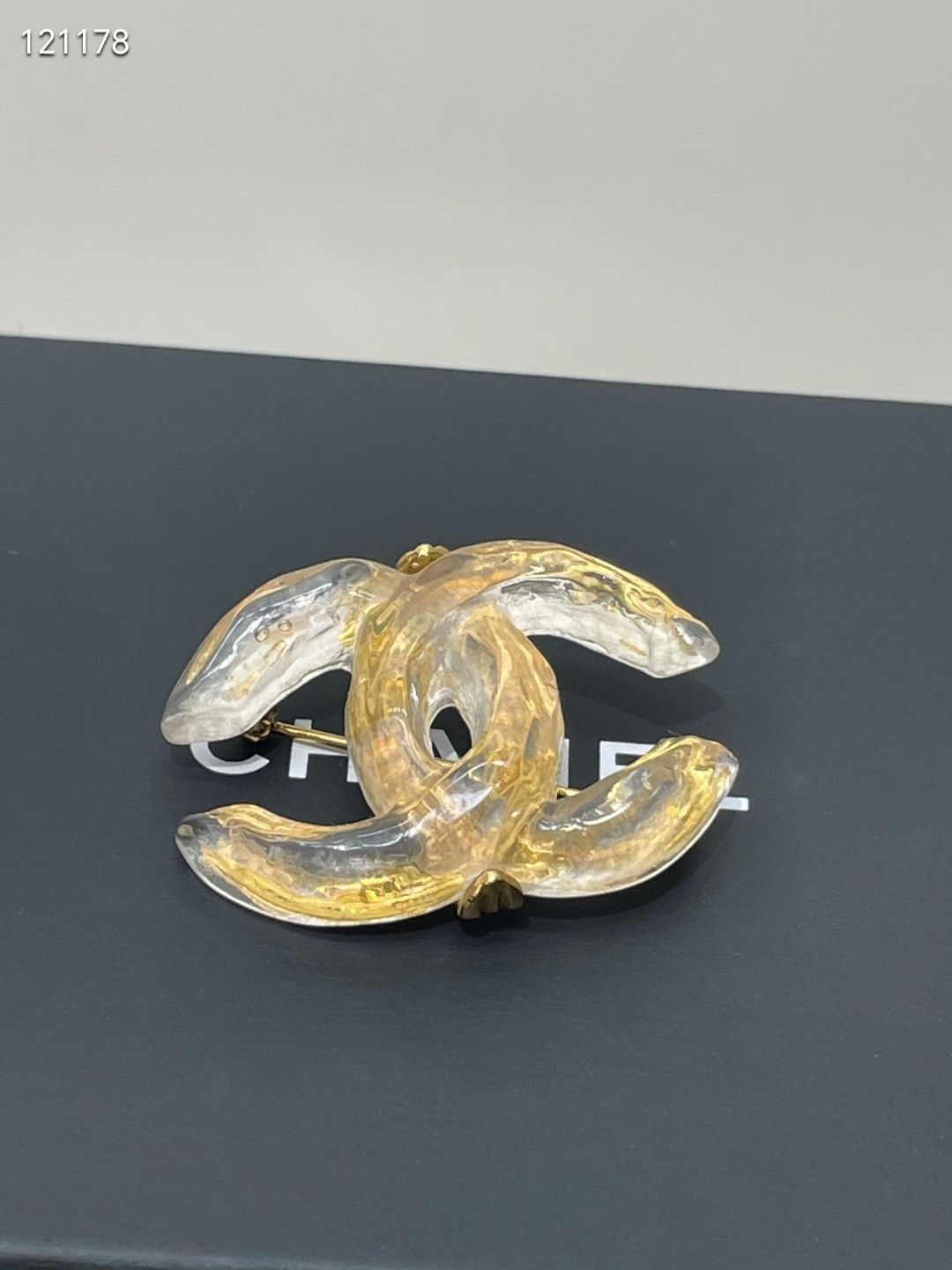Chanel Chanel Resin Double C Logo Brooch Size ONE SIZE - 5 Thumbnail