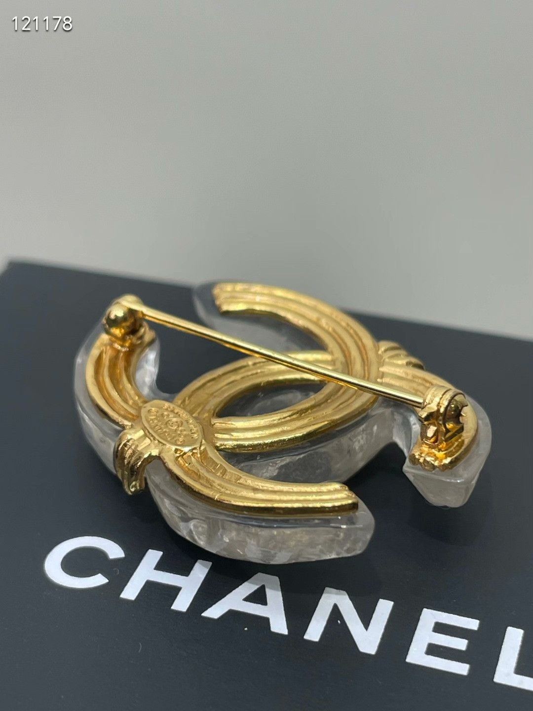 Chanel Chanel Resin Double C Logo Brooch Size ONE SIZE - 7 Thumbnail
