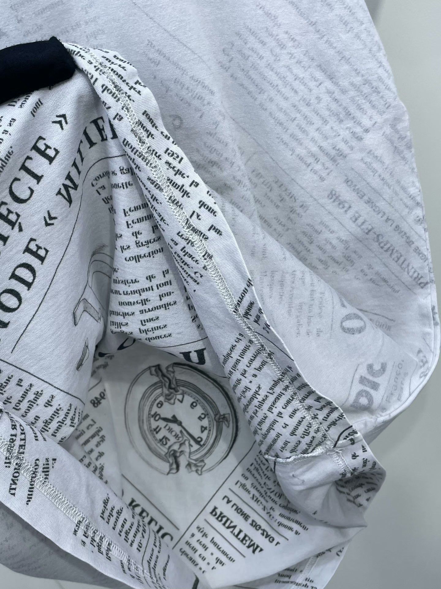 Dior Dior x Daniel Arsham Reverse Newspaper Print Tee Size XXS / US 00 / IT 34 - 3 Thumbnail