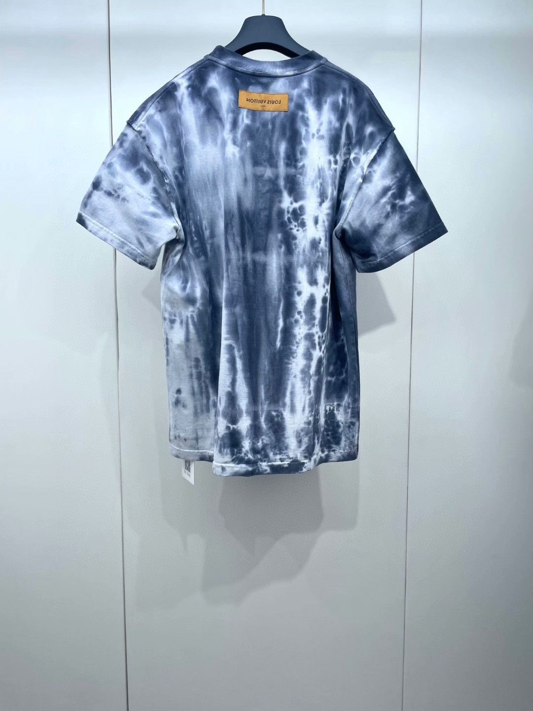 Louis Vuitton LV Tie-Dye Crew Neck Short Sleeve Size M / US 6-8 / IT 42-44 - 2 Thumbnail