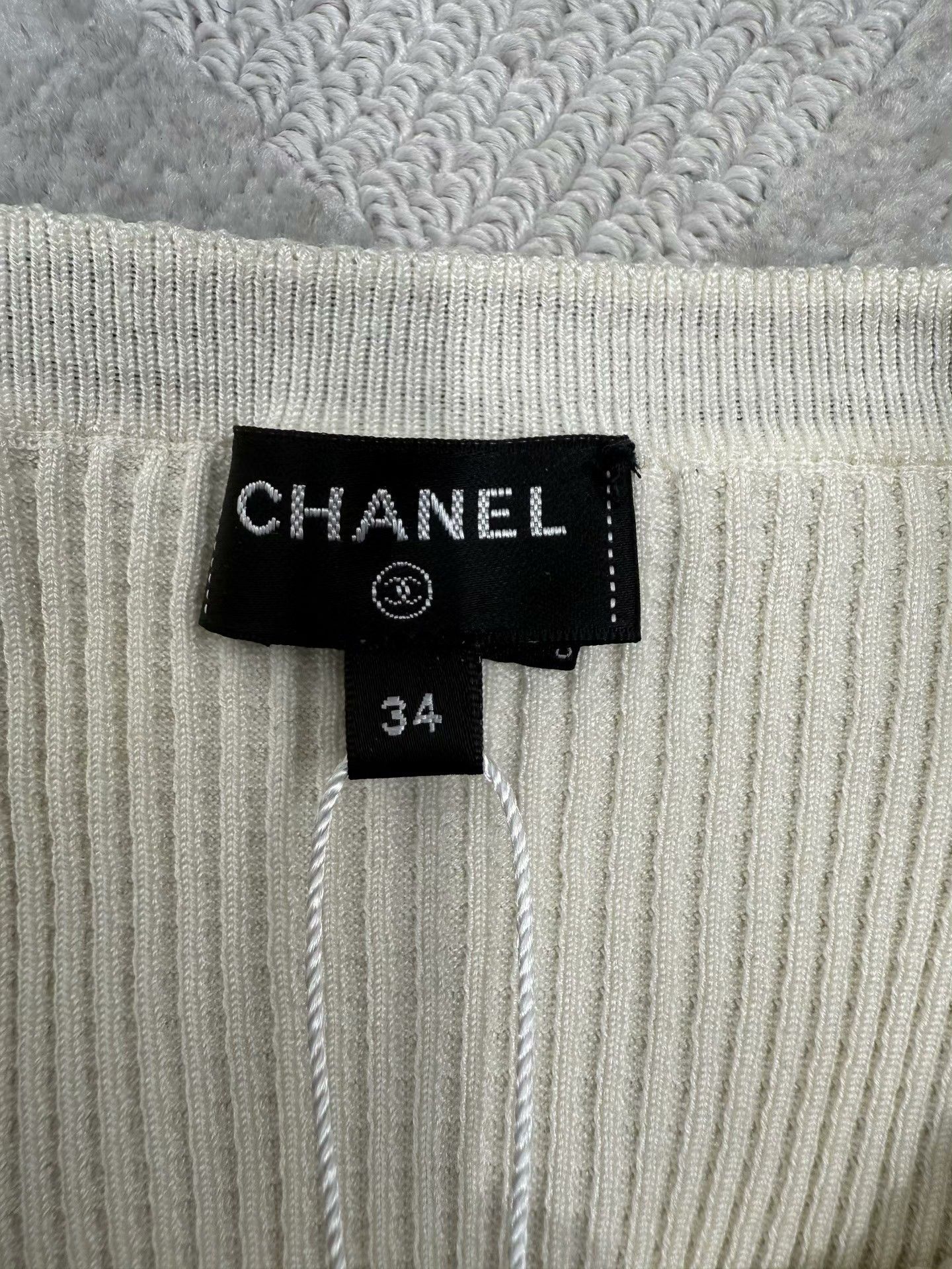 Chanel Chanel 22 Early Spring Knit Vest Size XXS / US 00 / IT 34 - 4 Thumbnail