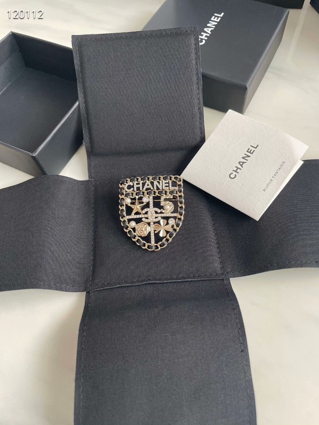 Chanel Chanel 23V Shield Brooch Size ONE SIZE - 2 Thumbnail