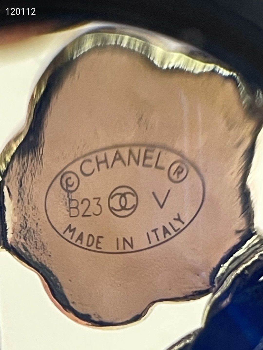 Chanel Chanel 23V Shield Brooch Size ONE SIZE - 6 Thumbnail