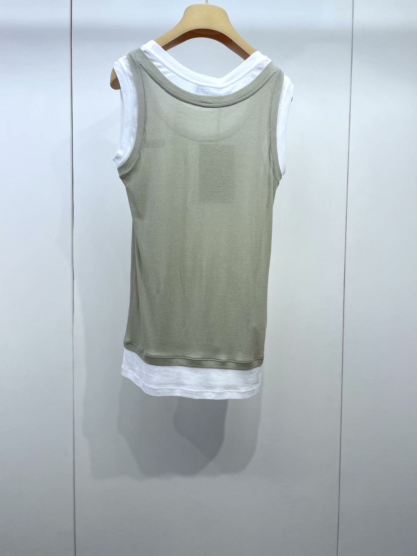 Miu Miu Miu Miu 25 New Fake Two-Piece Vest Size XS / US 0-2 / IT 36-38 - 2 Thumbnail
