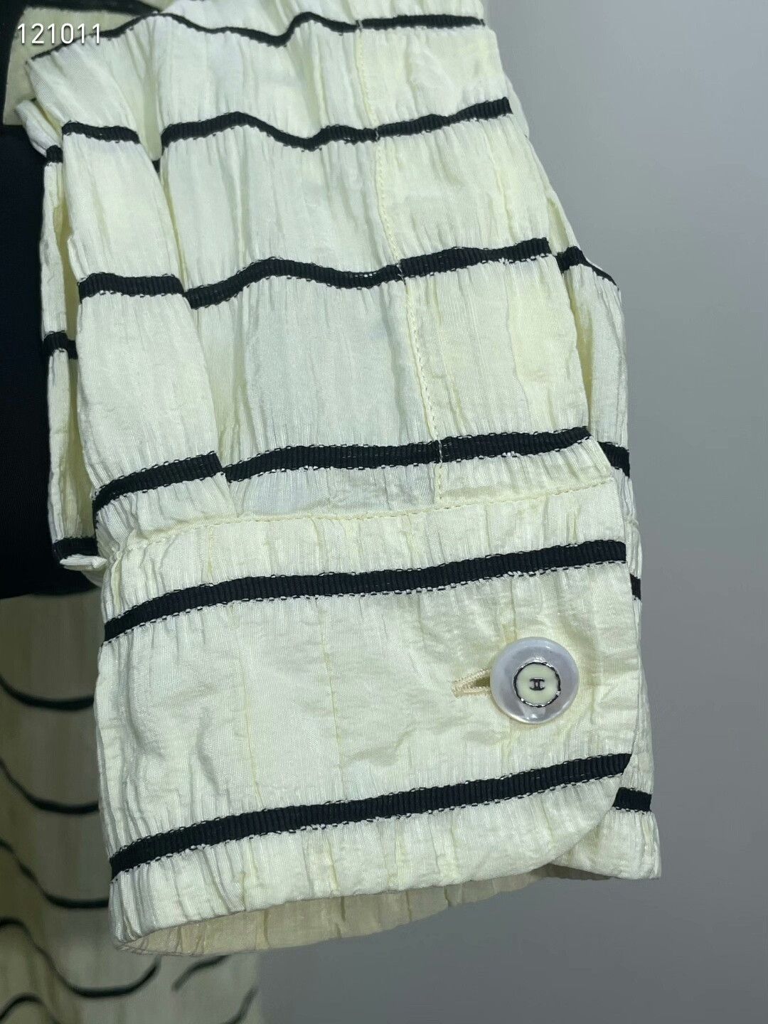 Chanel Chanel 25S Striped Shirt Size S / US 4 / IT 40 - 3 Thumbnail