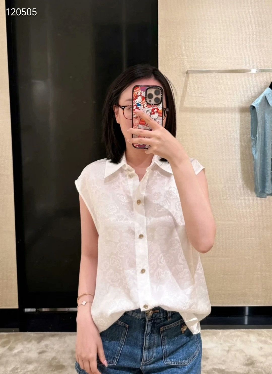 Chanel Chanel 25A 3D Camellia Sleeveless Blouse Size S / US 4 / IT 40 - 7 Thumbnail