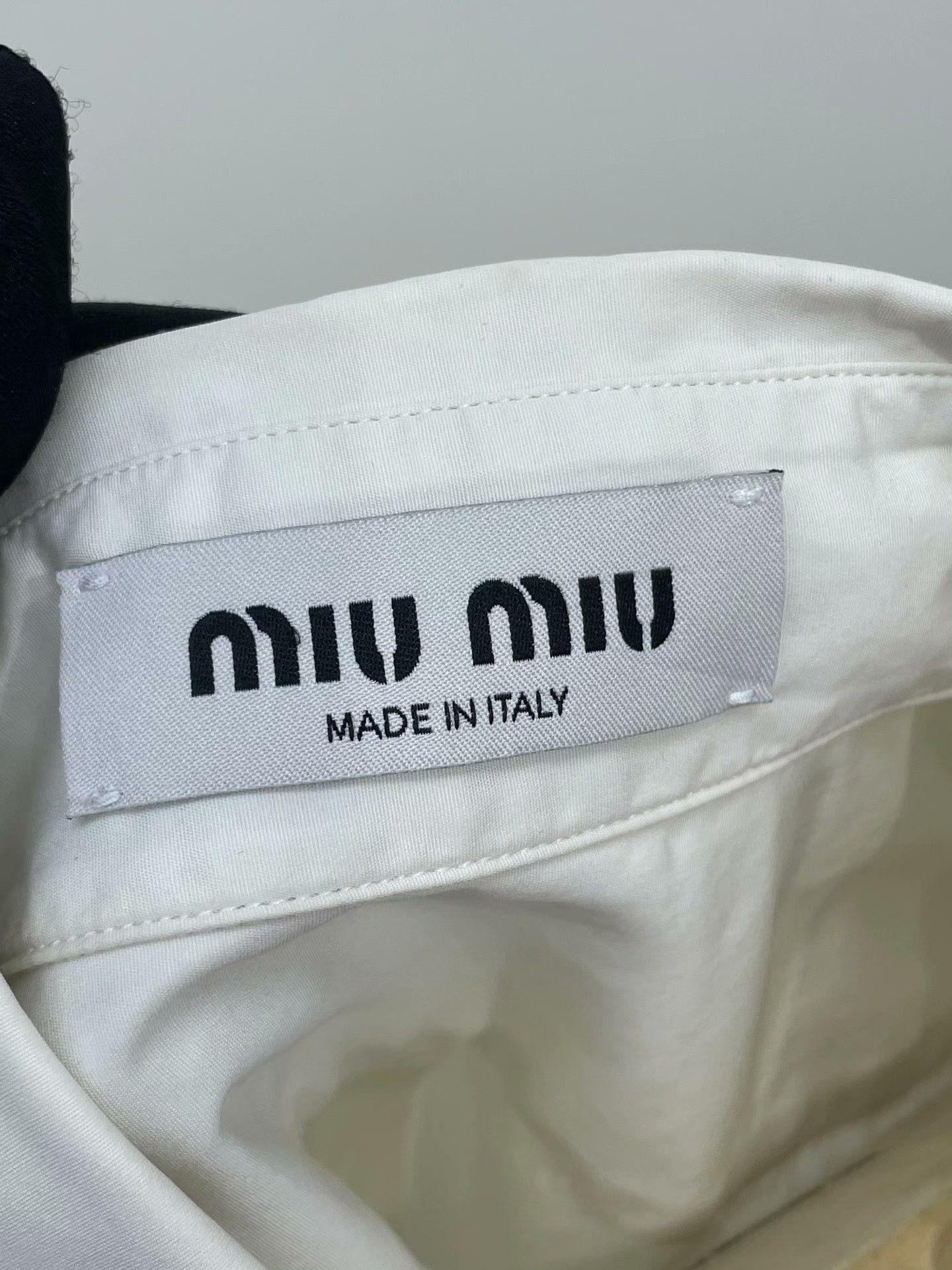 Miu Miu Miu Miu Embroidered Letter Short Shirt Size XS / US 0-2 / IT 36-38 - 6 Thumbnail