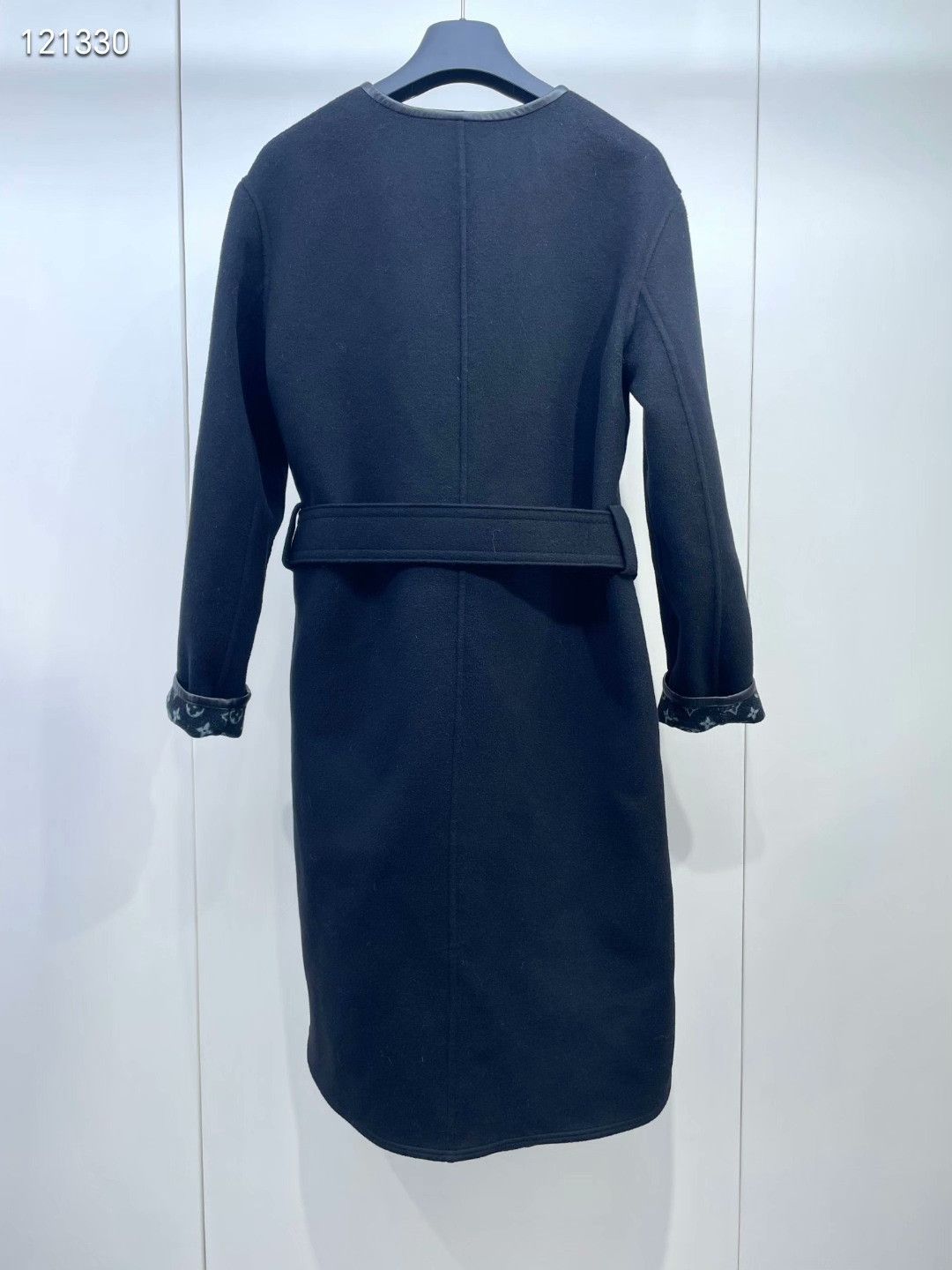 Louis Vuitton LV Monogram Coat Size XS / US 0-2 / IT 36-38 - 2 Thumbnail