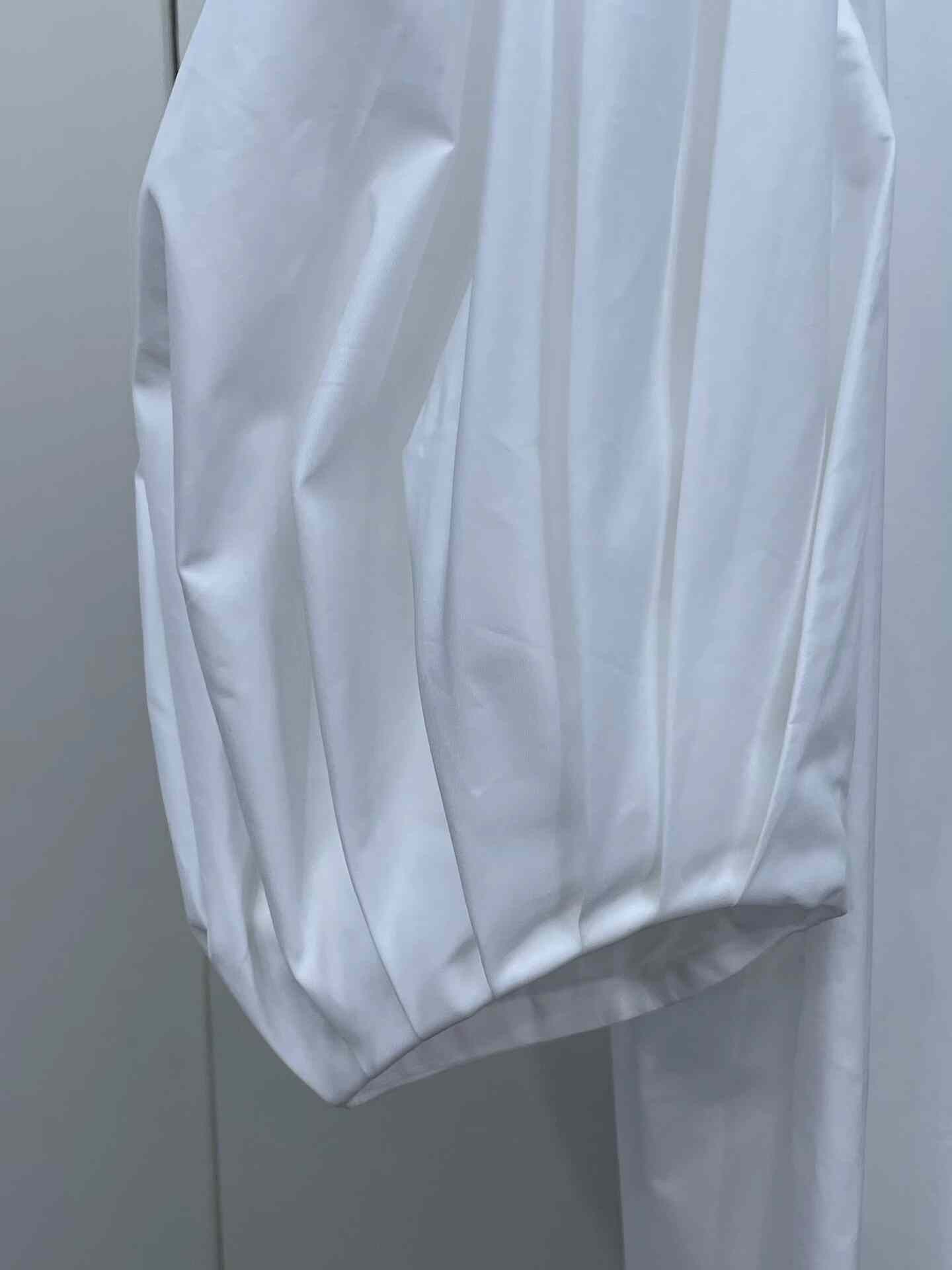 Valentino Valentino Solid Pleated Short Sleeve Shirt Size S / US 4 / IT 40 - 3 Thumbnail