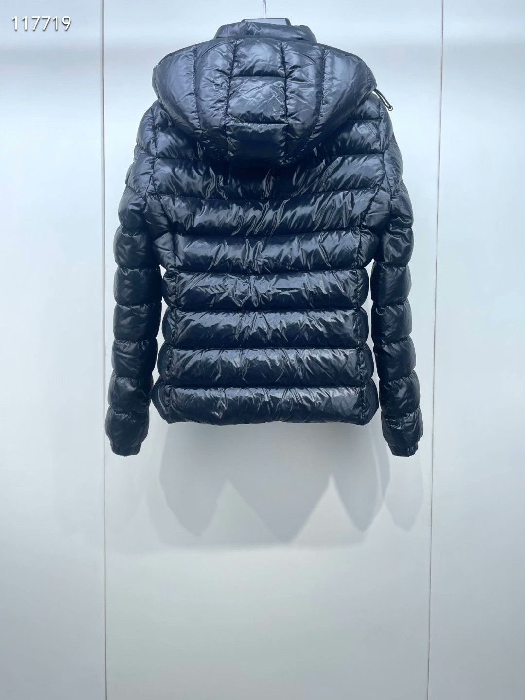 Moncler Moncler Black Down Jacket Size XS / US 0-2 / IT 36-38 - 2 Thumbnail