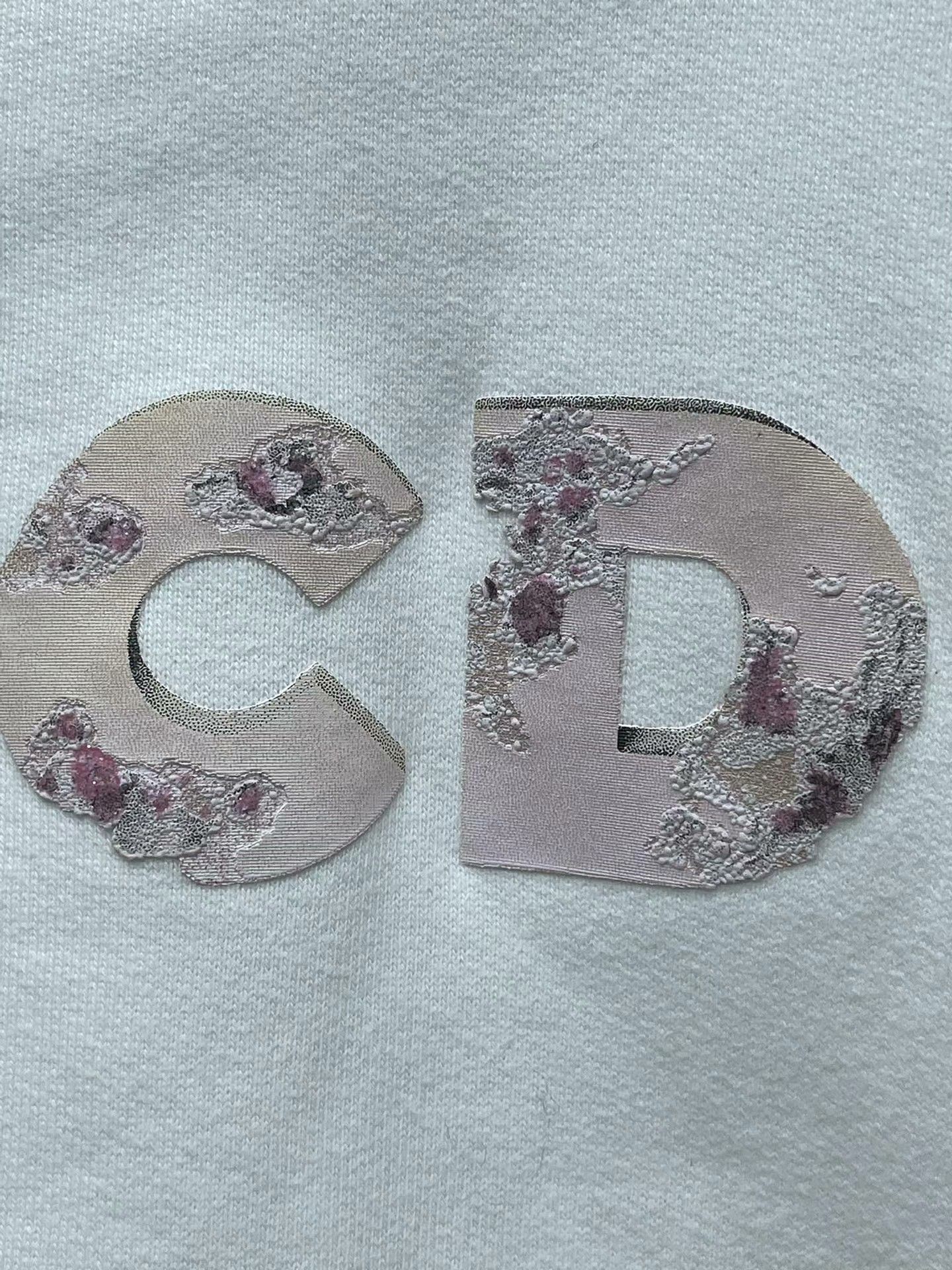 Dior Dior White Pullover Sweatshirt Size US L / EU 52-54 / 3 - 4 Thumbnail