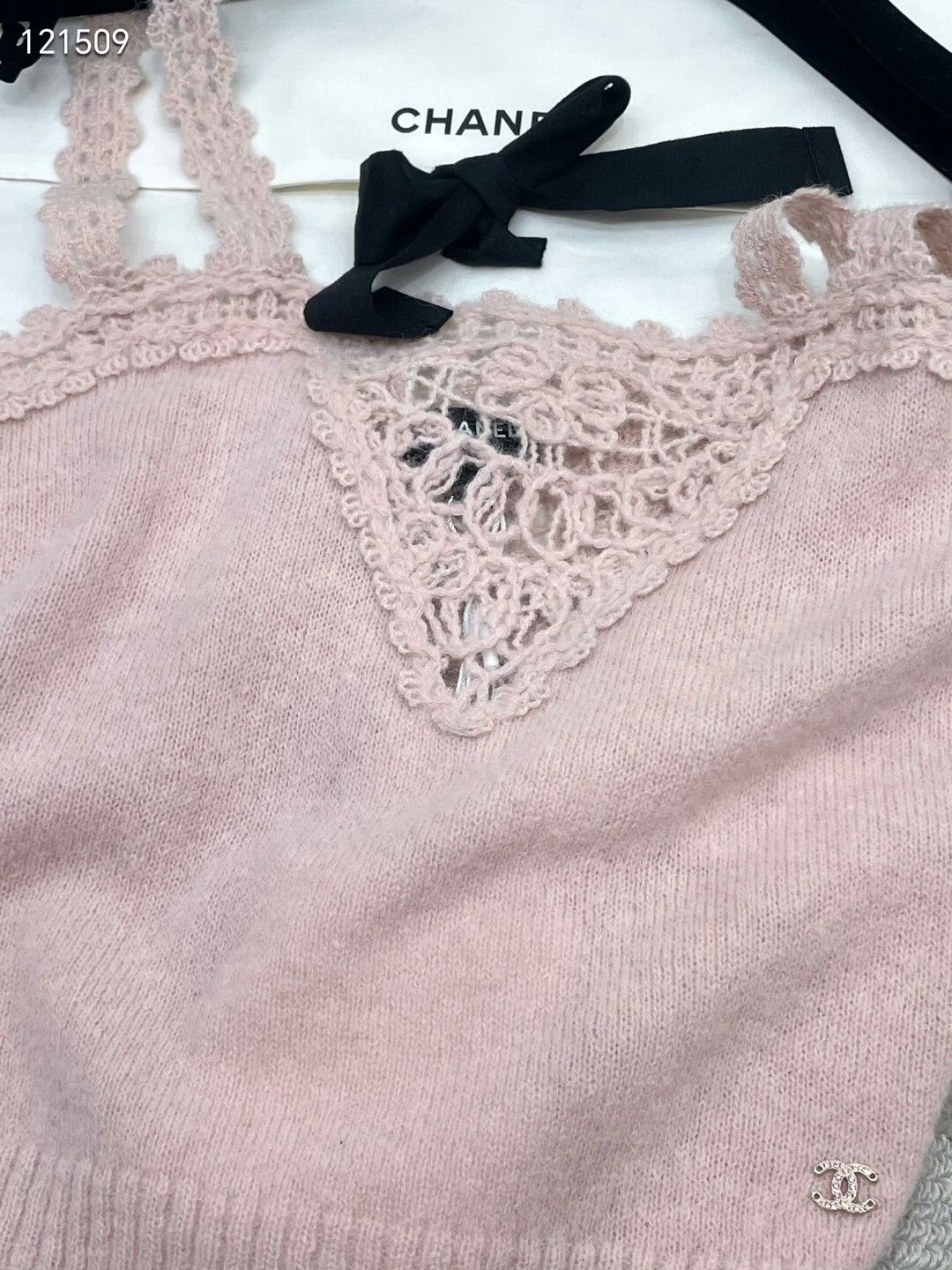 Chanel Chanel 25B Pink Crochet Camisole Size XXS / US 00 / IT 34 - 6 Thumbnail
