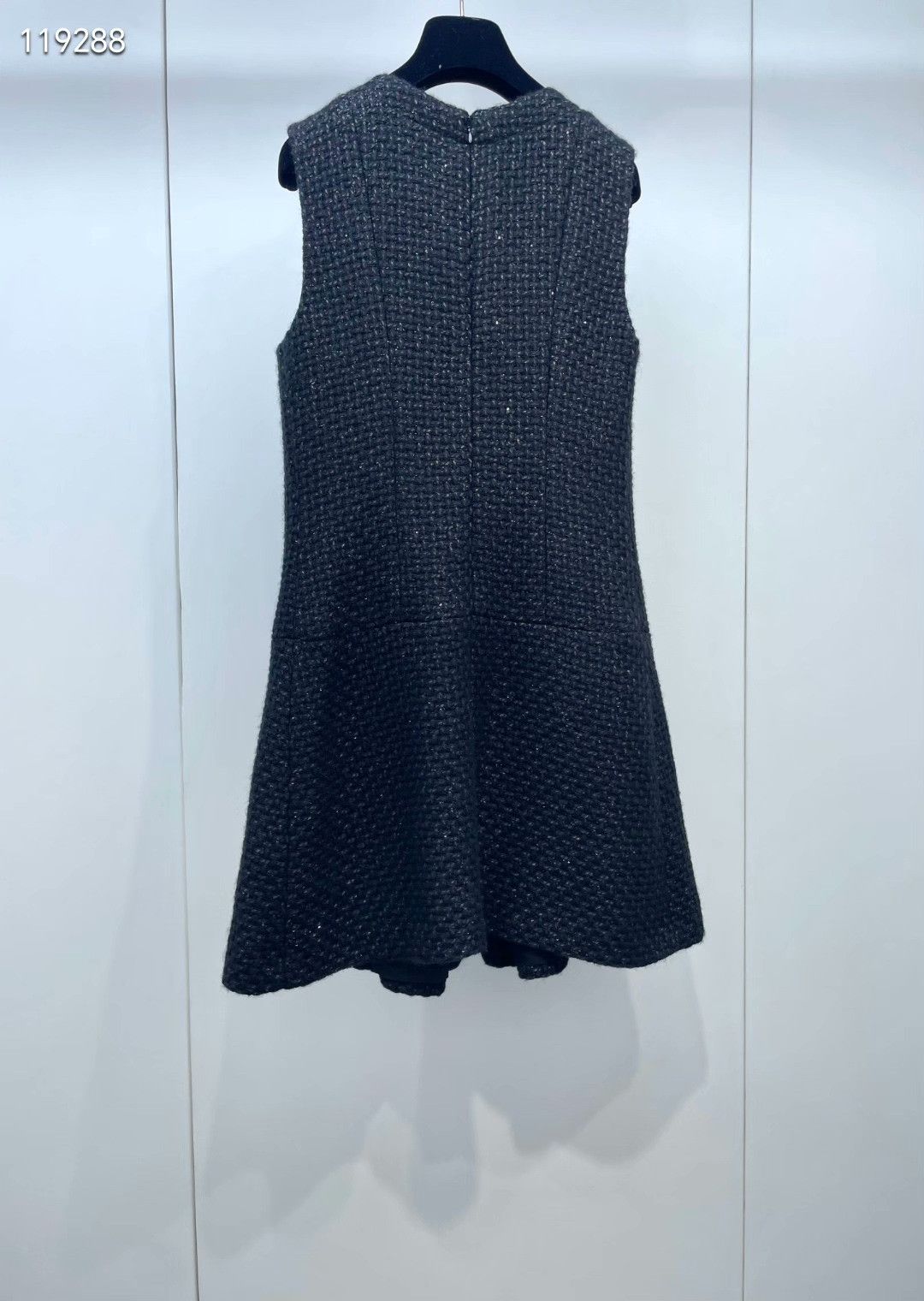 Chanel Chanel 25A Black Gold Tweed Dress Size S / US 4 / IT 40 - 2 Thumbnail