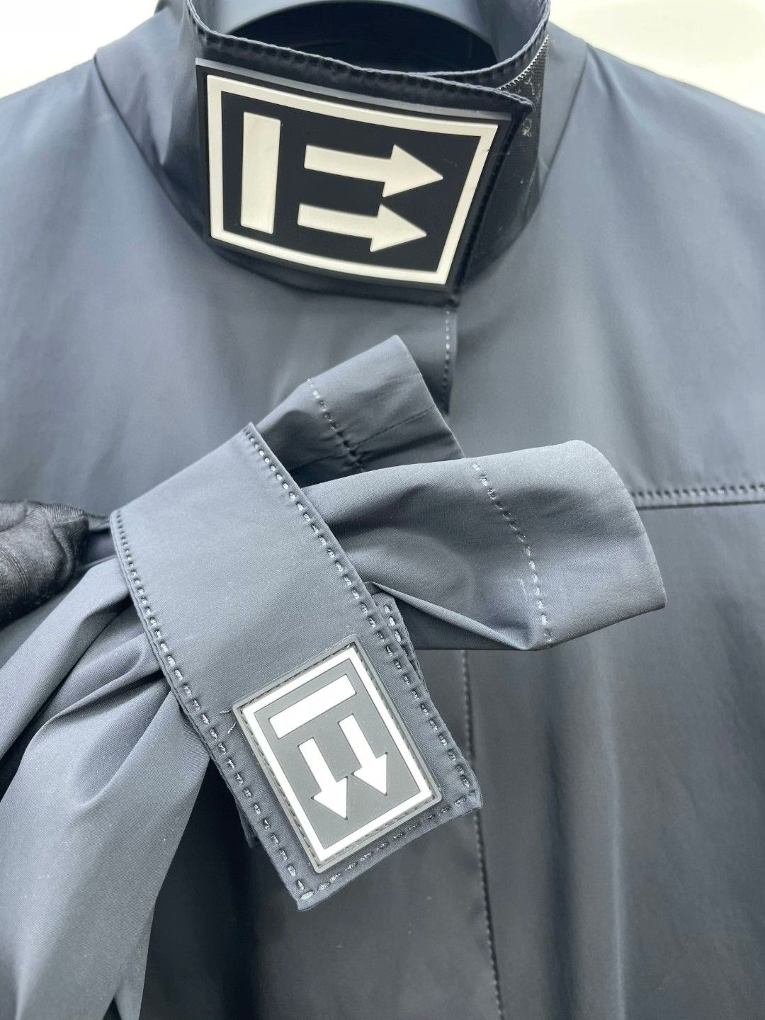 Off-White OFF WHITE Black Letter Trench Coat Size US XXS / EU 40 - 4 Thumbnail