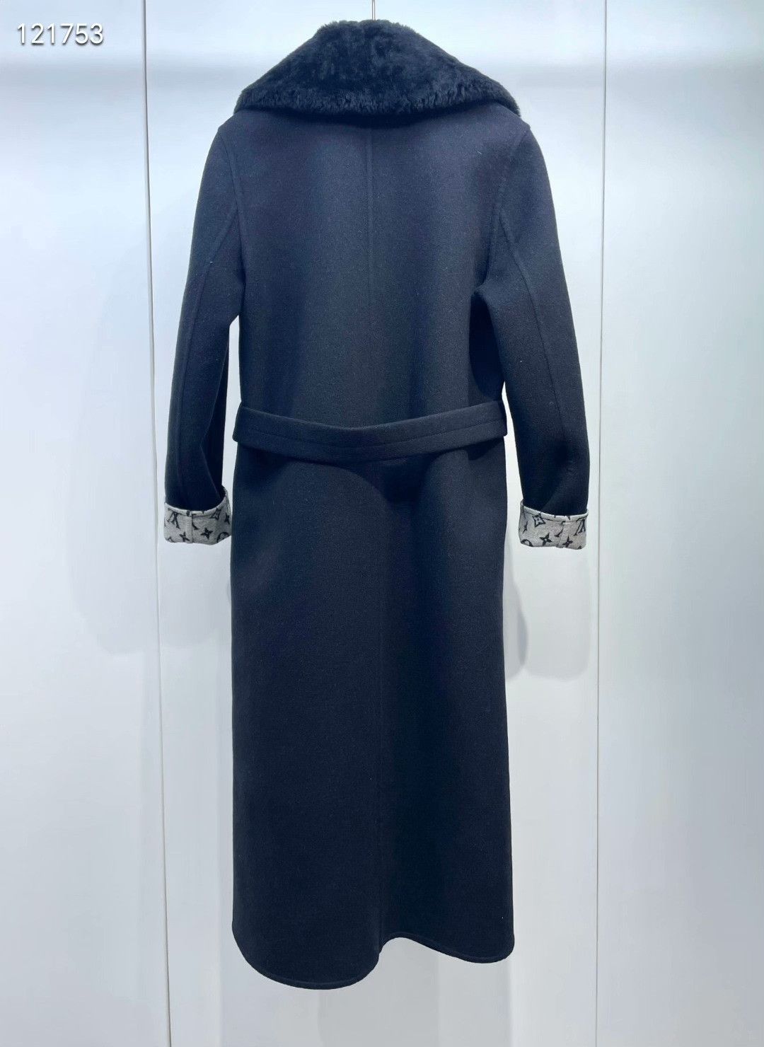 Louis Vuitton LV Black Fur Collar Belted Coat Size XXS / US 00 / IT 34 - 2 Thumbnail