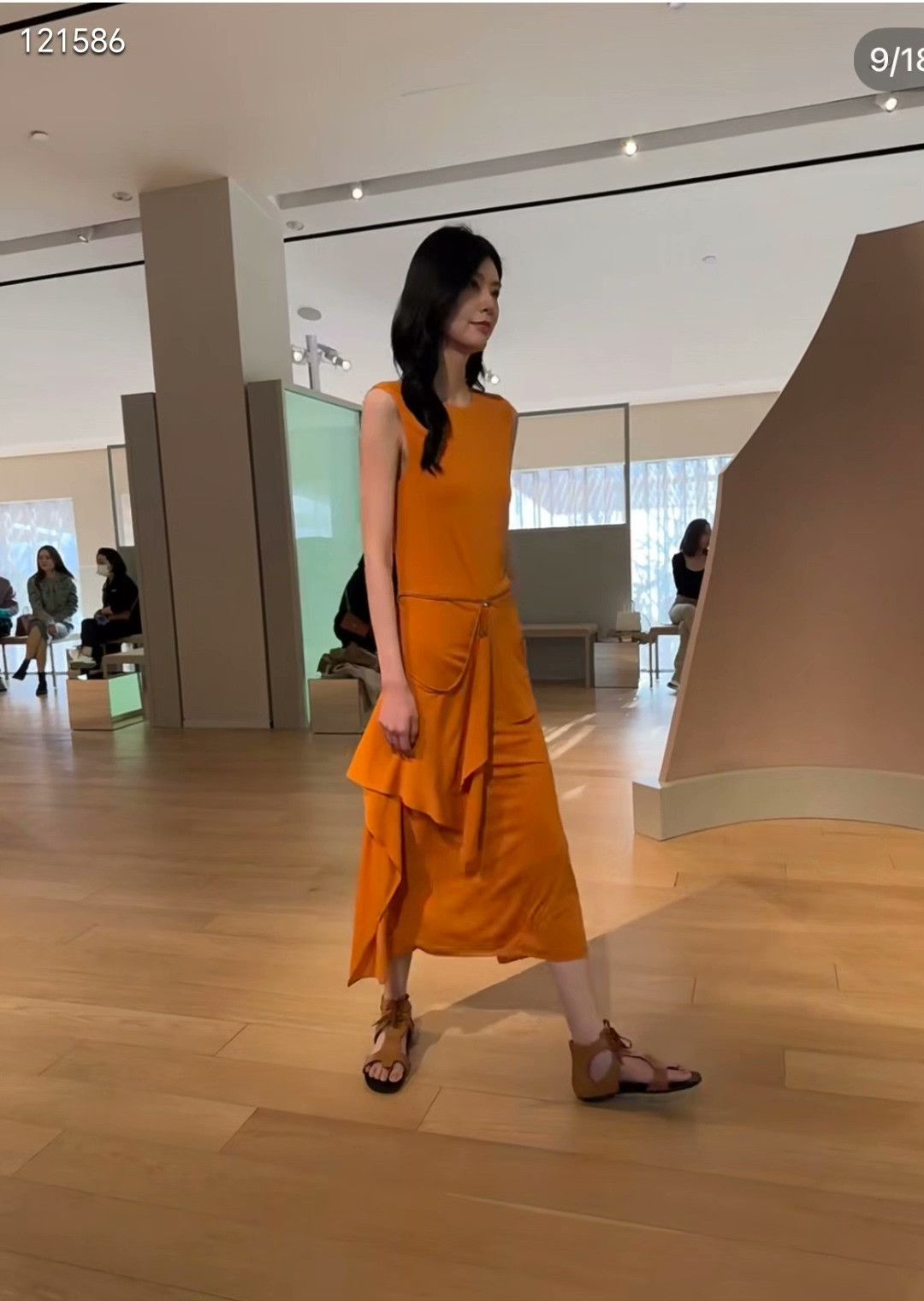 Hermes Hermes Runway Backless Silk Dress Size XS / US 0-2 / IT 36-38 - 8 Thumbnail