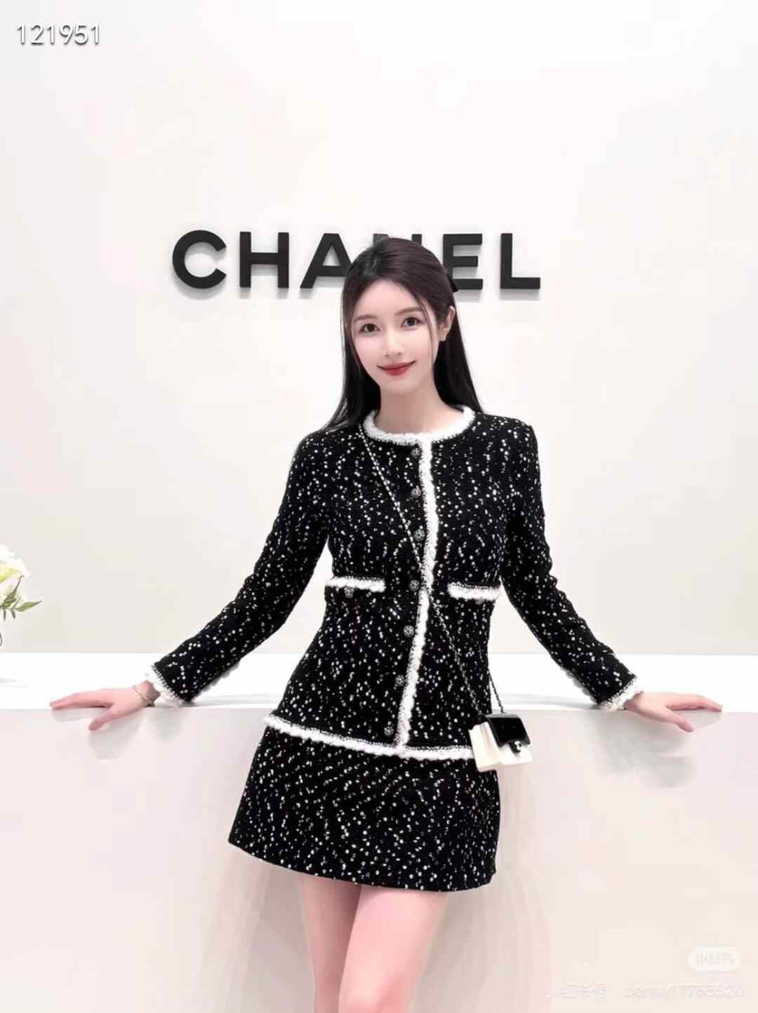 Chanel Chanel 23K Flower Sequin Half-Button Dress Size XXS / US 00 / IT 34 - 9 Thumbnail