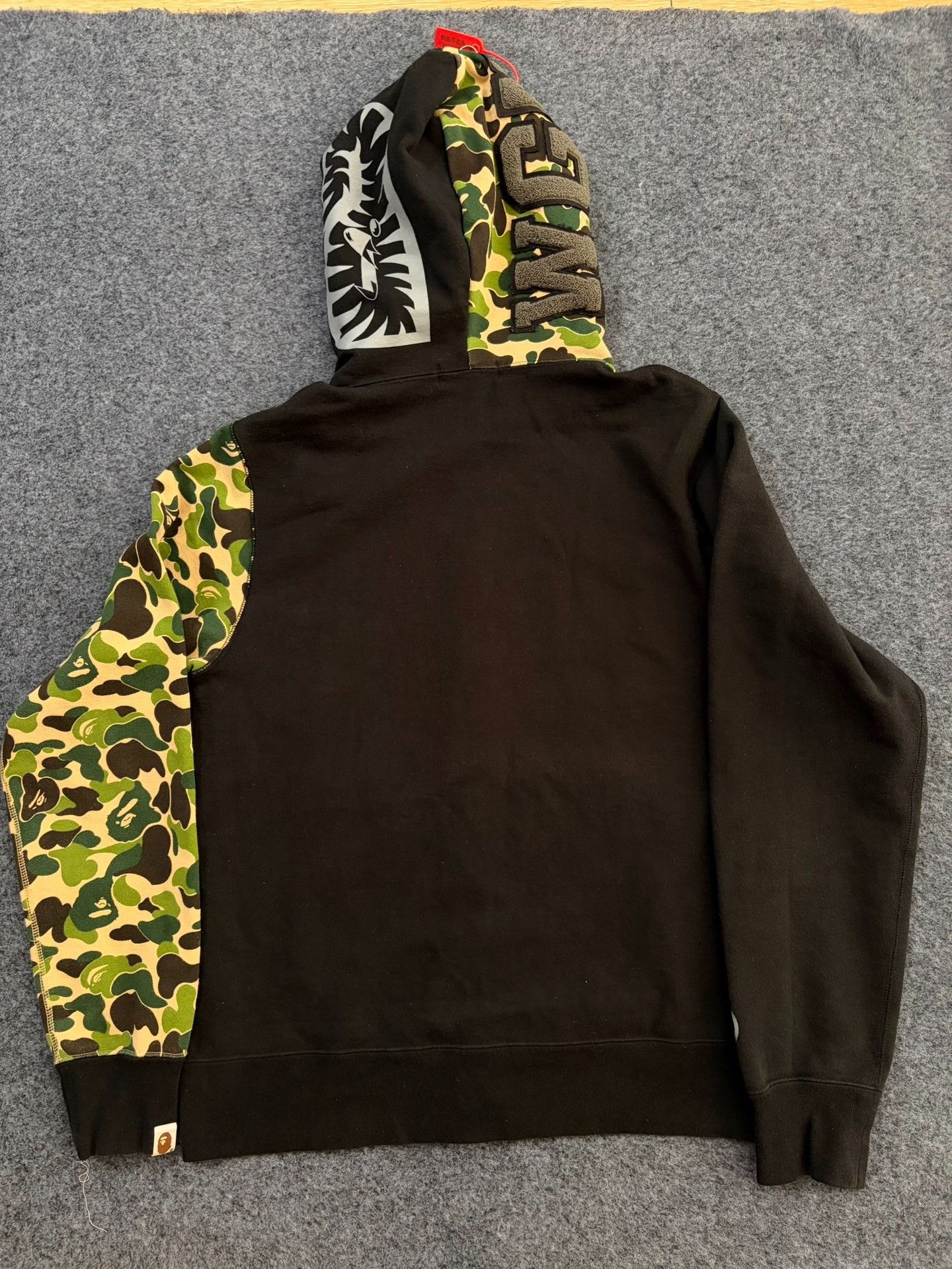 Bape Bape Multi Shark Sweatshirt Pullover Size US L / EU 52-54 / 3 - 2 Thumbnail