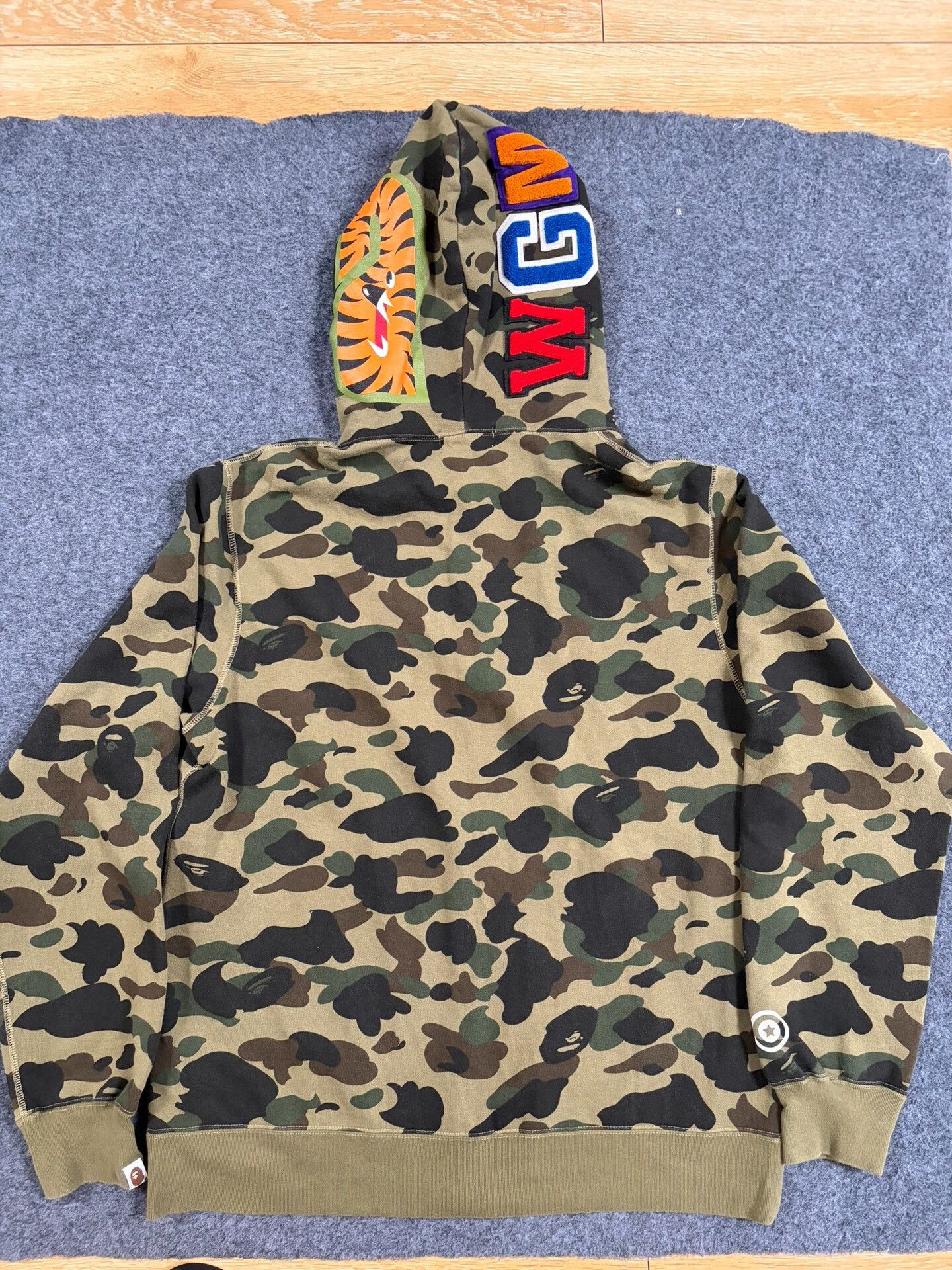 Bape Bape Xx Multi Shark Sweatshirt Size US XXL / EU 58 / 5 - 2 Thumbnail