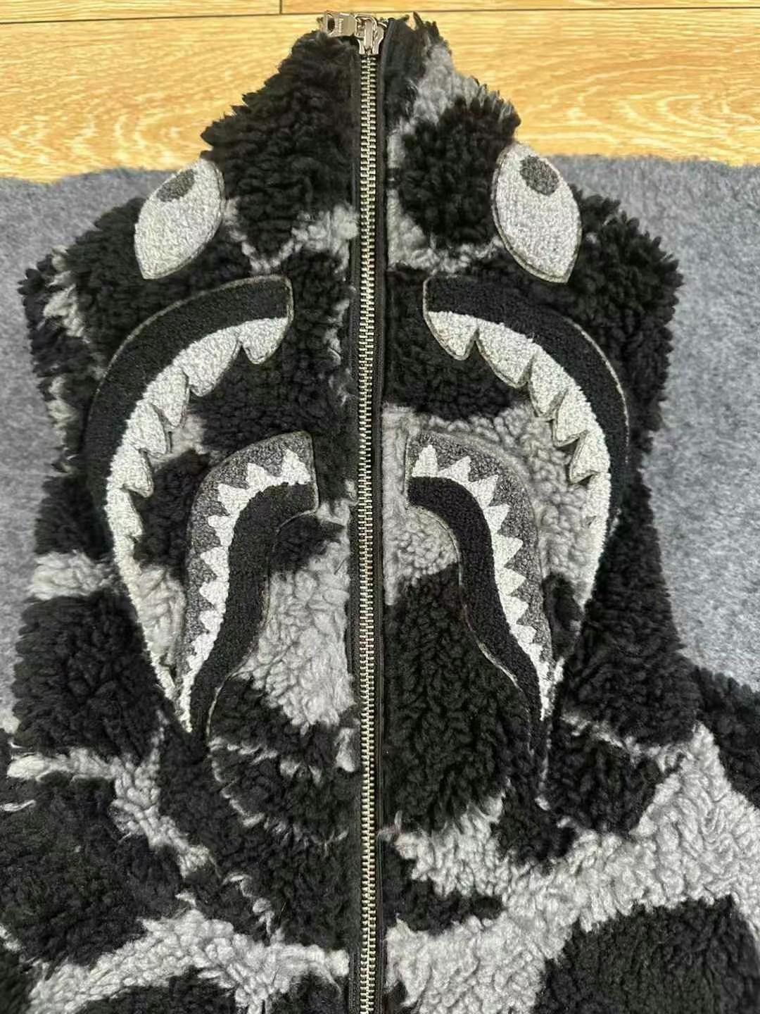 Bape Bape X Multi Shark Sweatshirt Pullover Size US XXL / EU 58 / 5 - 3 Thumbnail