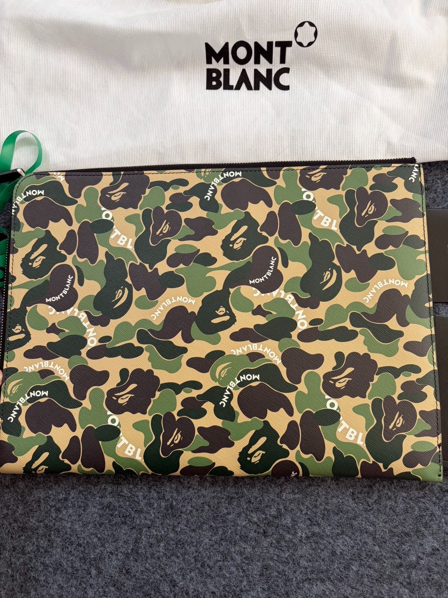 Bape Bape X Ontb Anc Multi Shark Card Holder Size ONE SIZE - 4 Thumbnail
