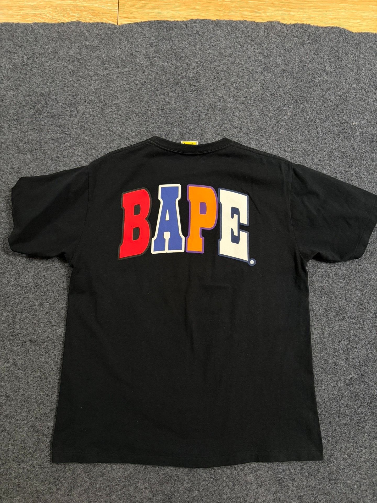Bape Bape T Multi Shark T-Shirt Casual Size US L / EU 52-54 / 3 - 2 Thumbnail