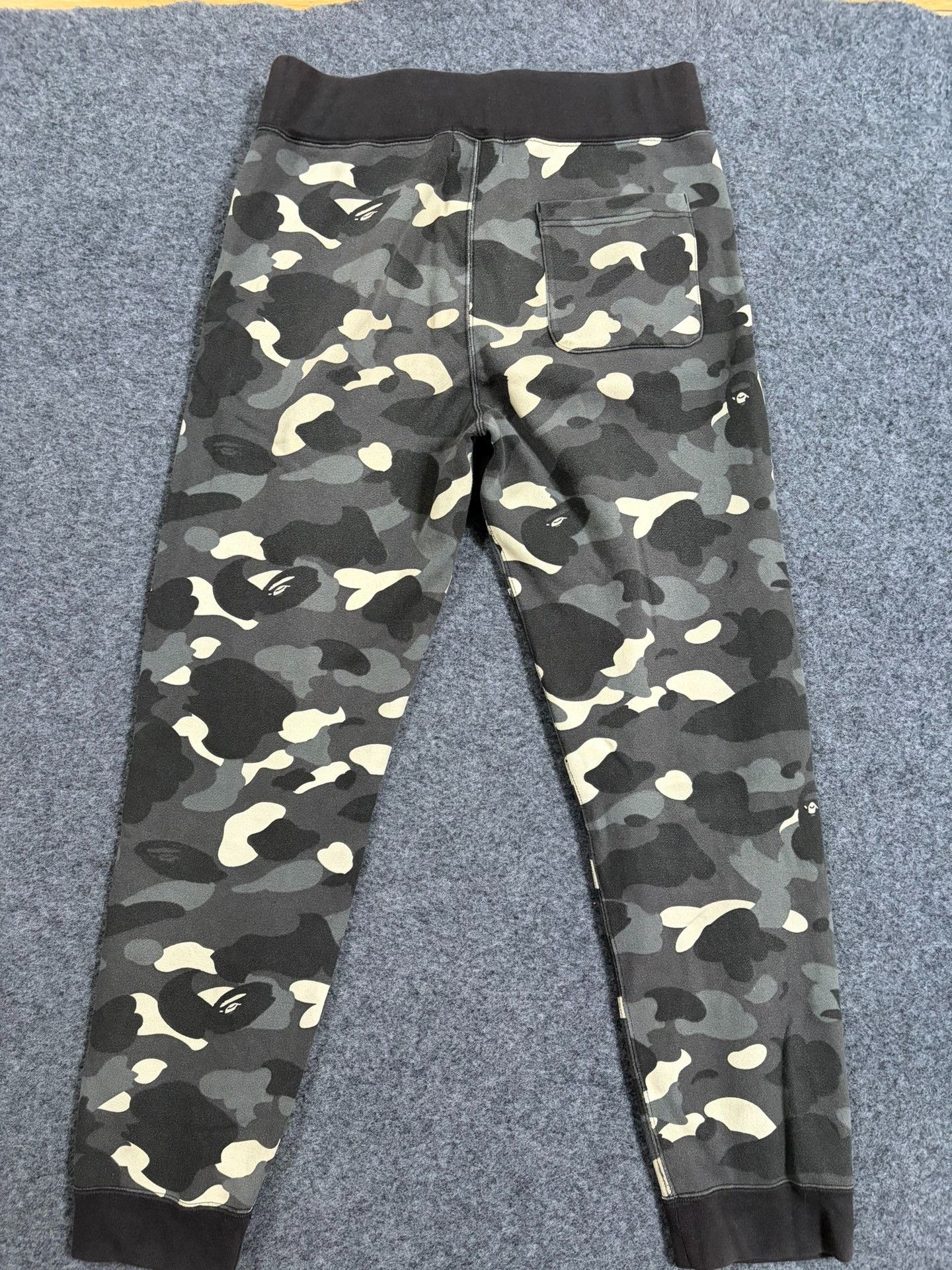 Bape Bape Multi Shark Pants Casual Designer Size US 34 / EU 50 - 2 Thumbnail