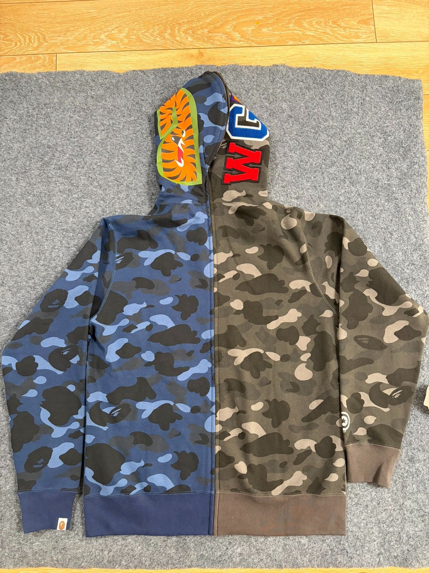 Bape Bape X Blue-black Shark Sweatshirt Size US XXL / EU 58 / 5 - 2 Thumbnail