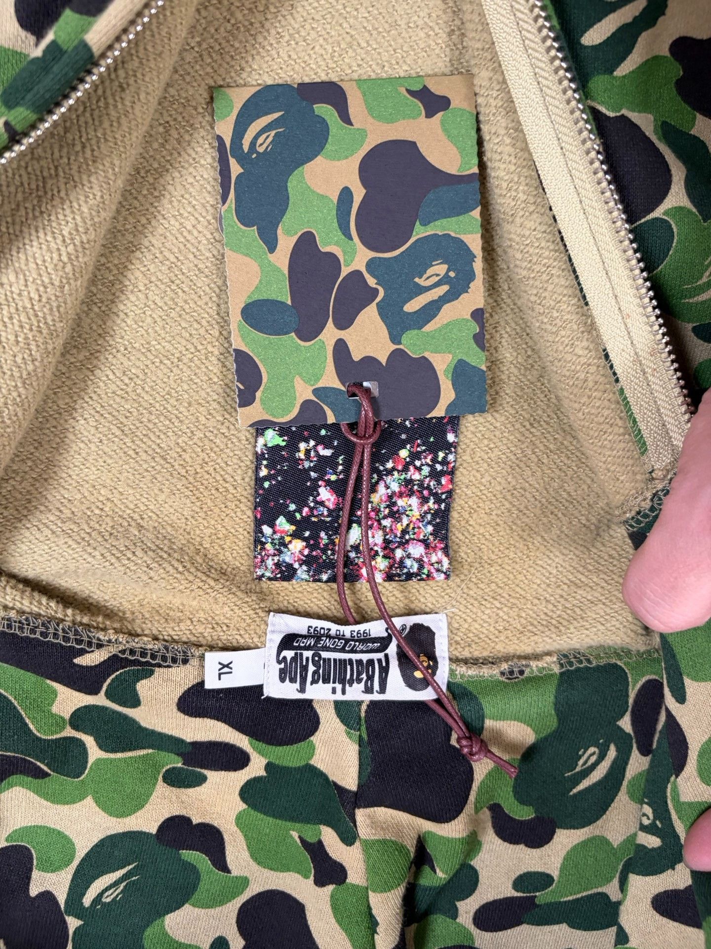 Bape Bape Multi Shark Sweatshirt Pullover Size US XL / EU 56 / 4 - 4 Thumbnail