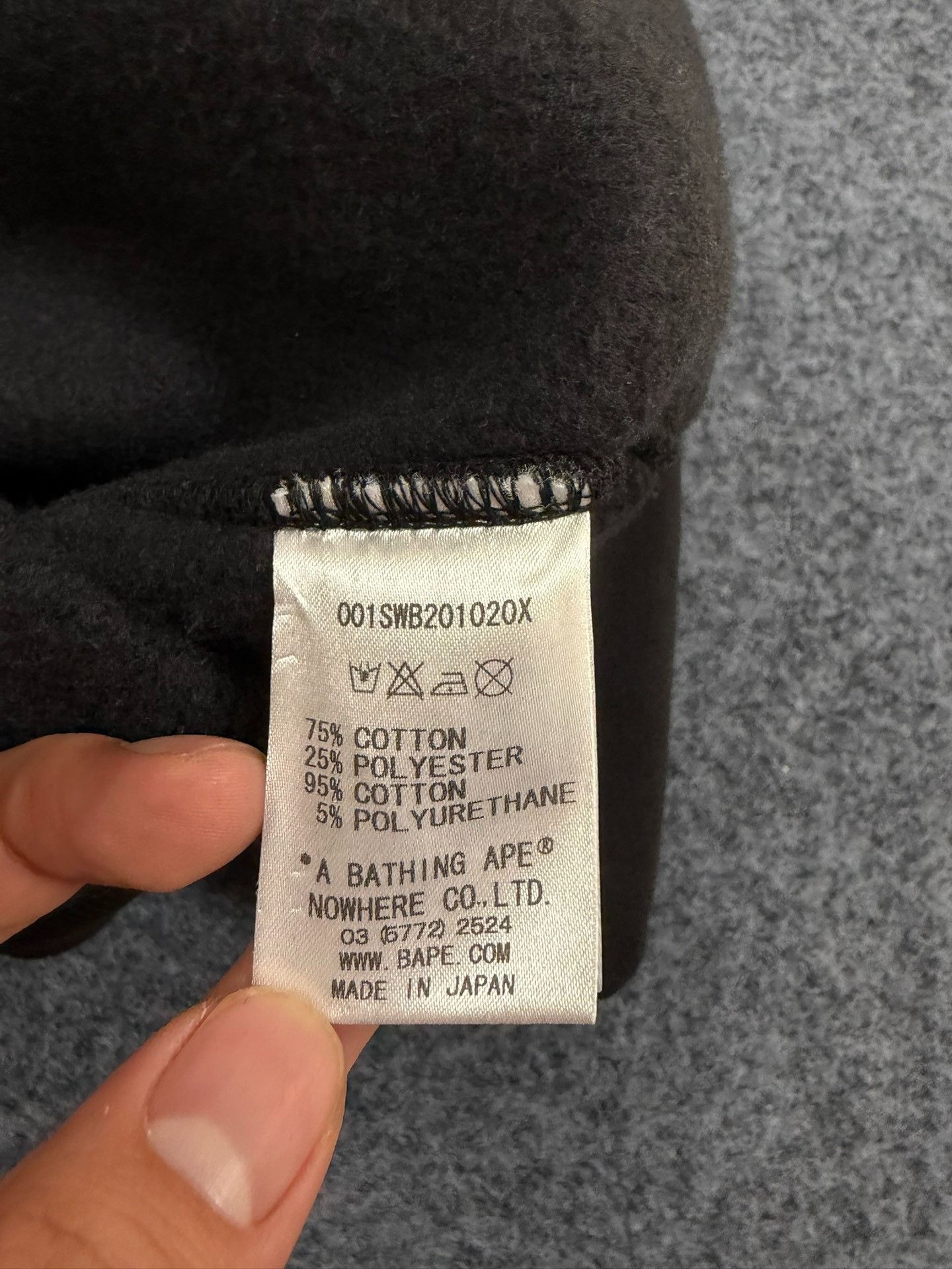 Bape Bape Black-gold Shark Sweatshirt Size US L / EU 52-54 / 3 - 6 Thumbnail