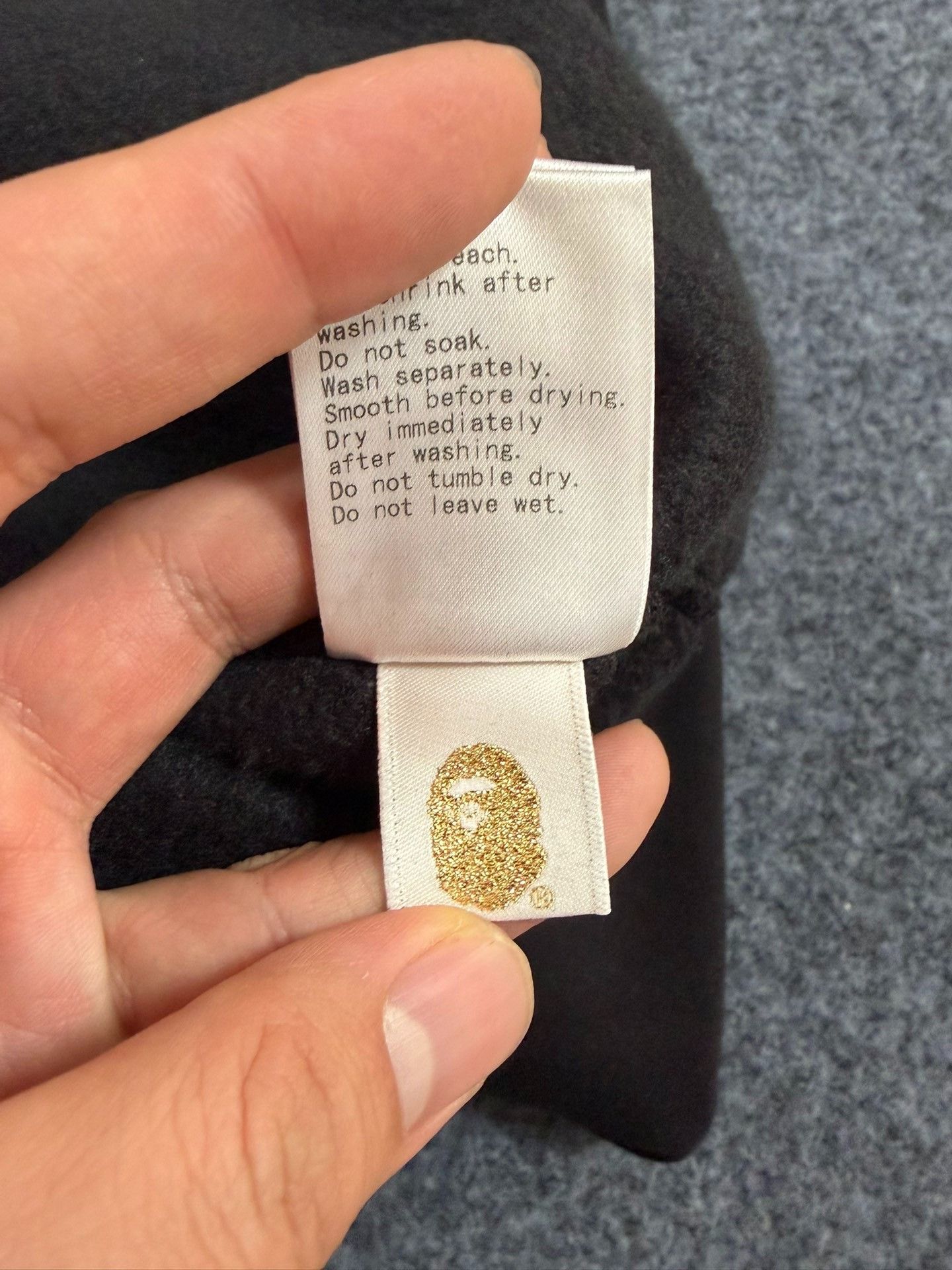 Bape Bape Black-gold Shark Sweatshirt Size US L / EU 52-54 / 3 - 7 Thumbnail