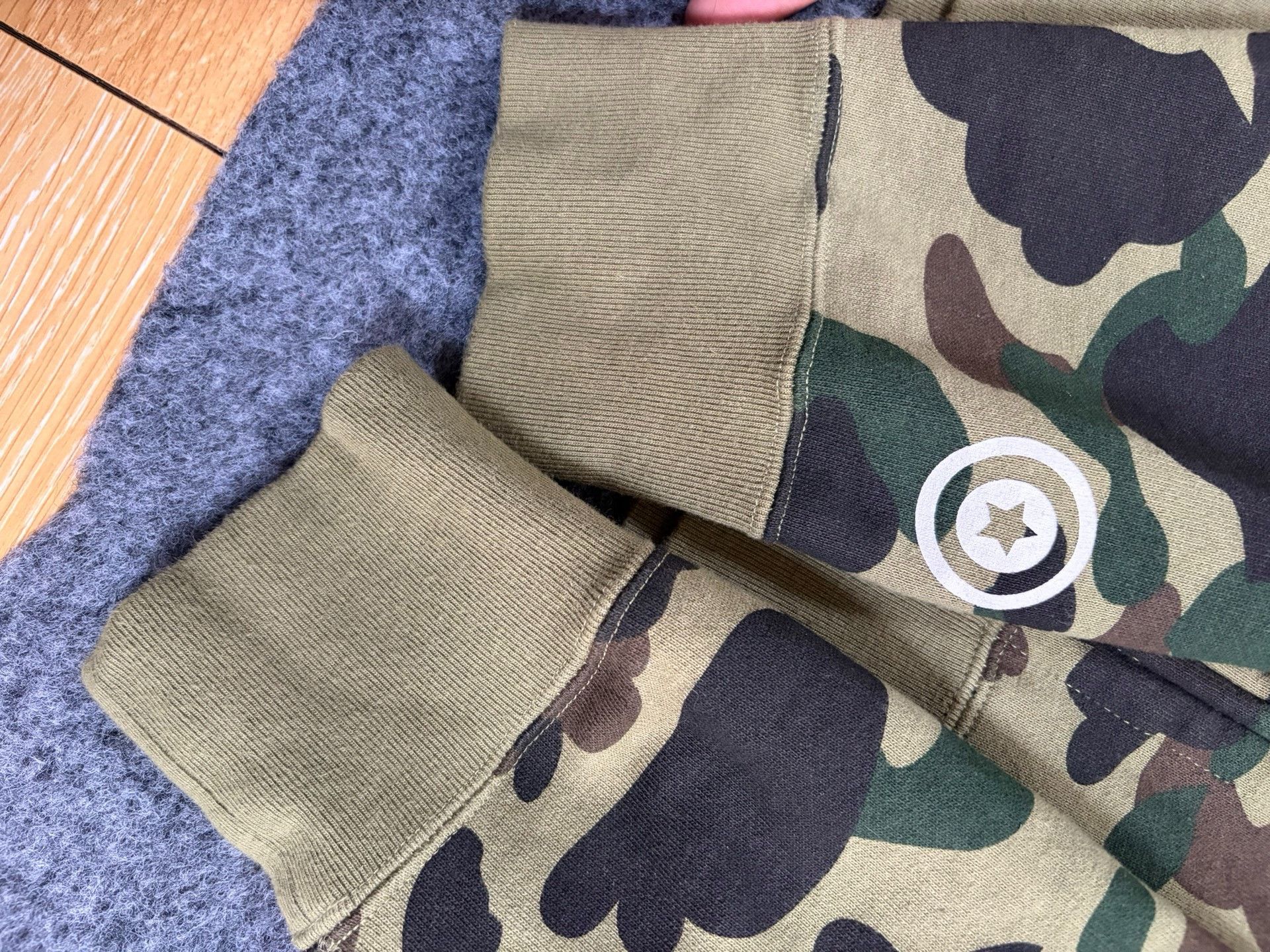 Bape Bape Multi Shark Sweatshirt Pullover Size US XL / EU 56 / 4 - 5 Thumbnail