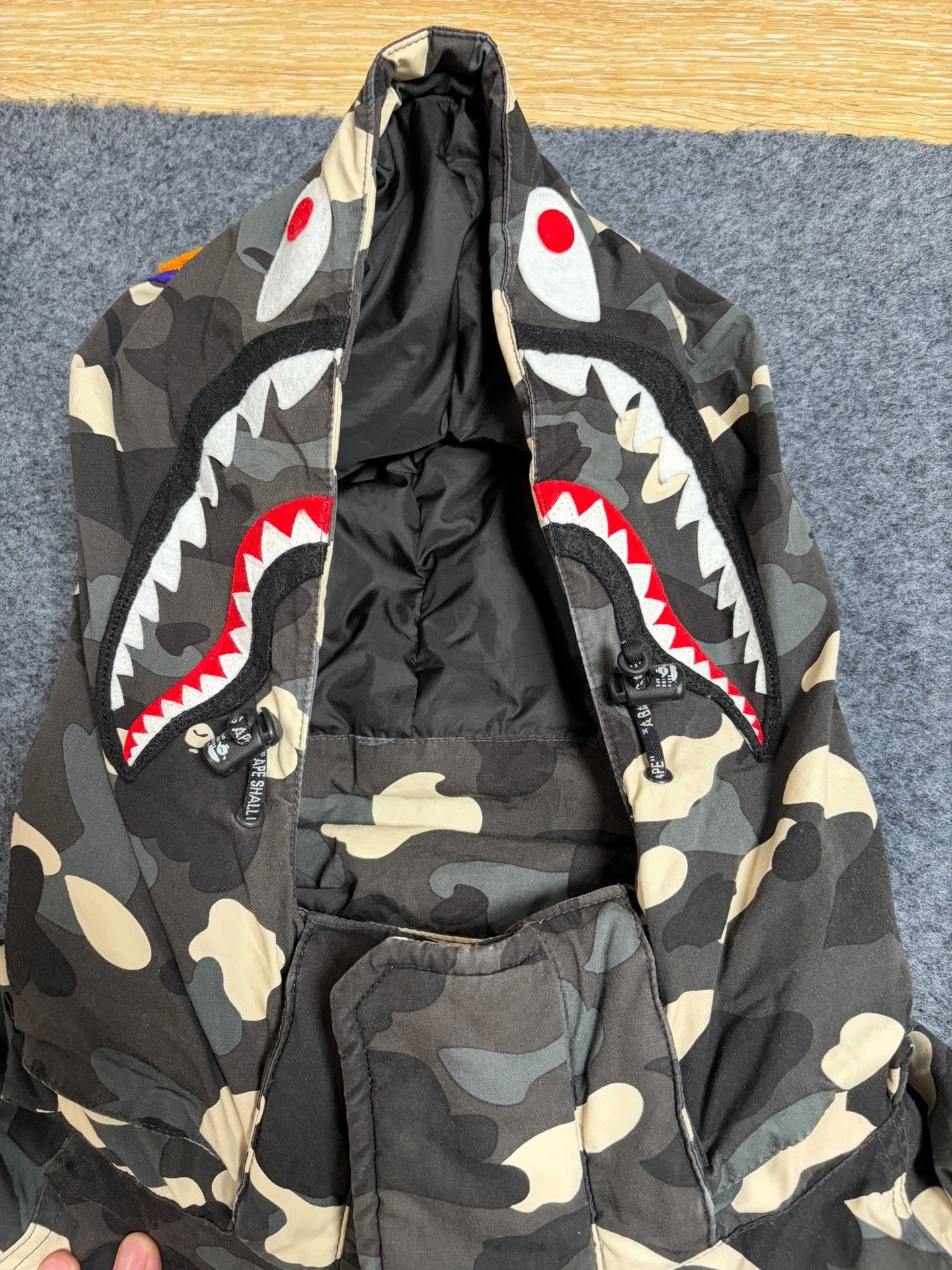 Bape Bape Multi Shark Designer Casual Size US XL / EU 56 / 4 - 3 Thumbnail