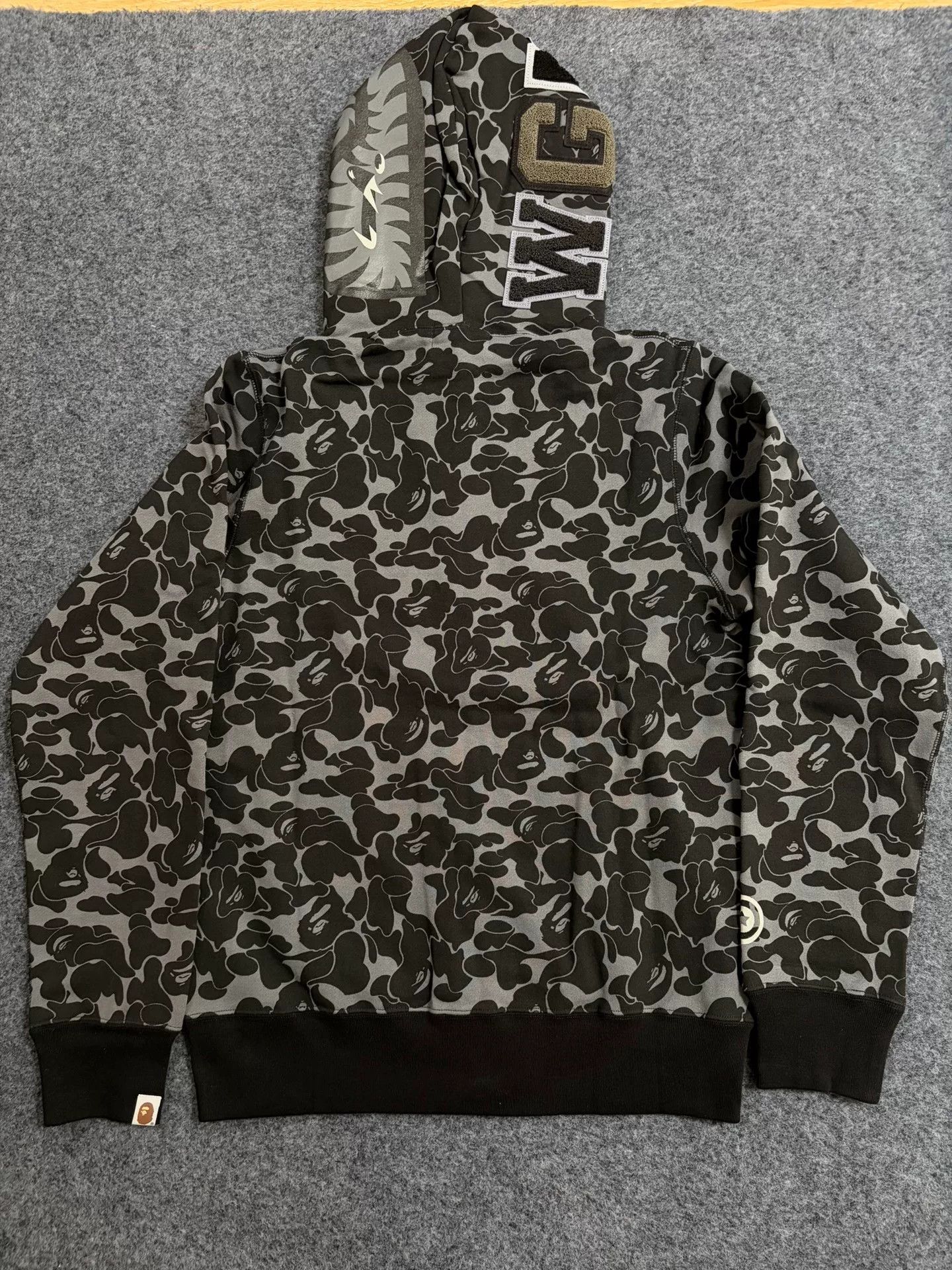 Bape Bape D Multi Shark Sweatshirt Pullover Size US M / EU 48-50 / 2 - 2 Thumbnail
