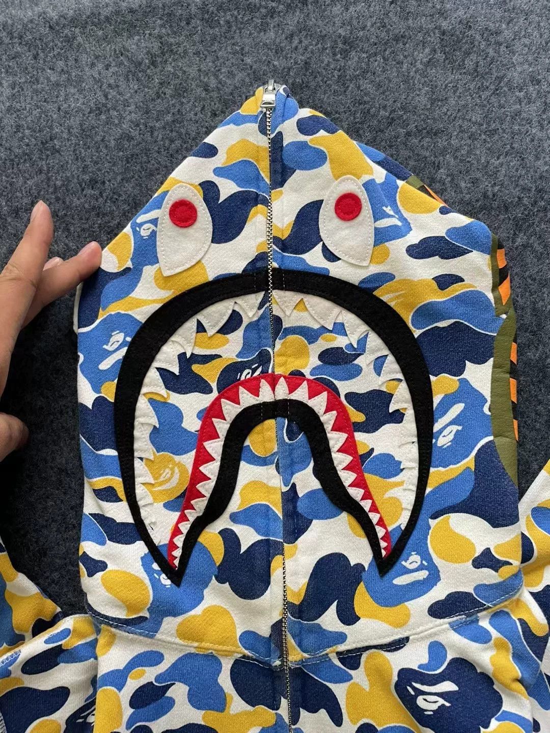 Bape Bape Multi Shark Sweatshirt Pullover Size US M / EU 48-50 / 2 - 7 Thumbnail