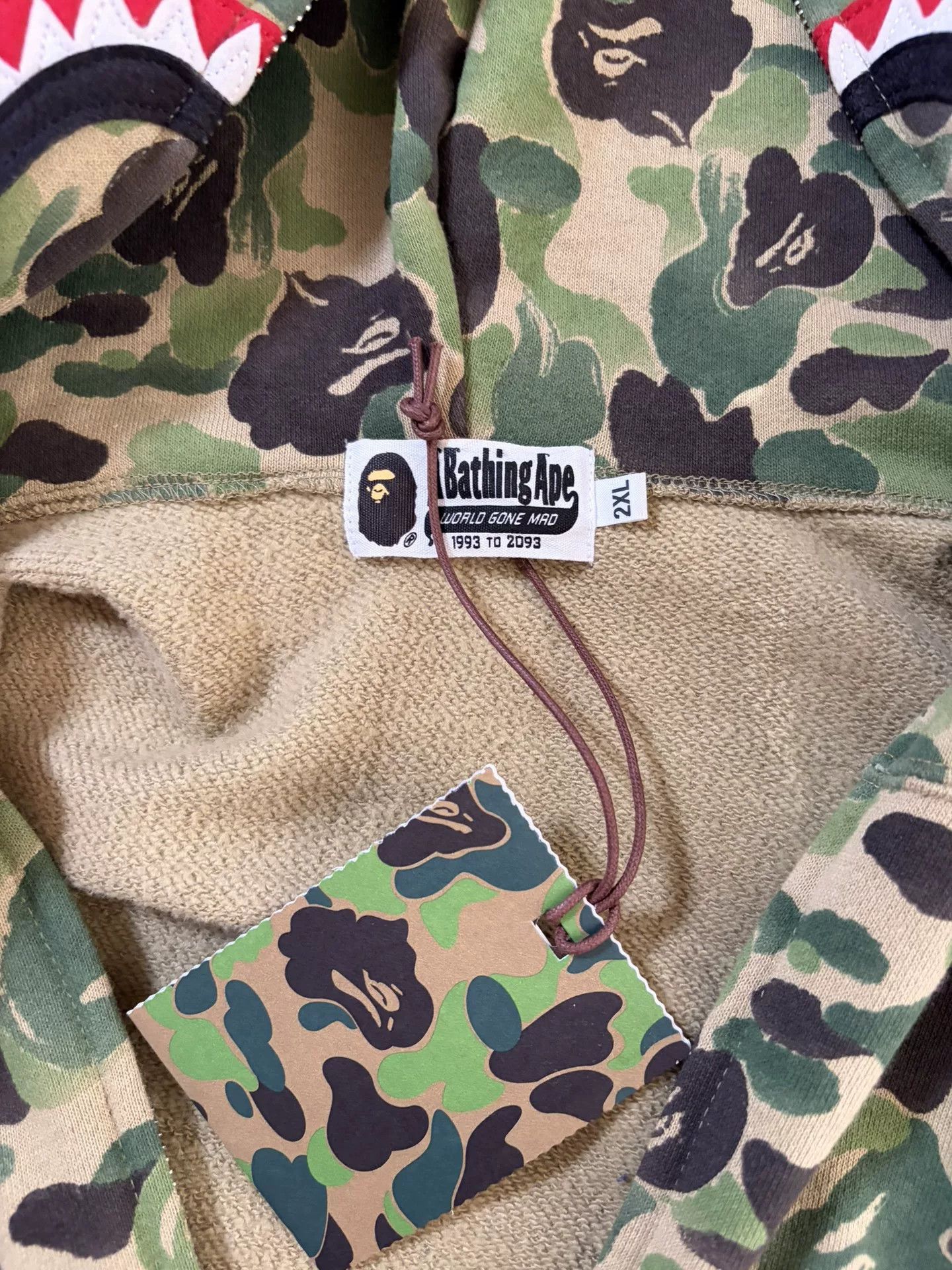 Bape Bape X Multi Shark Sweatshirt Pullover Size US XXL / EU 58 / 5 - 4 Thumbnail