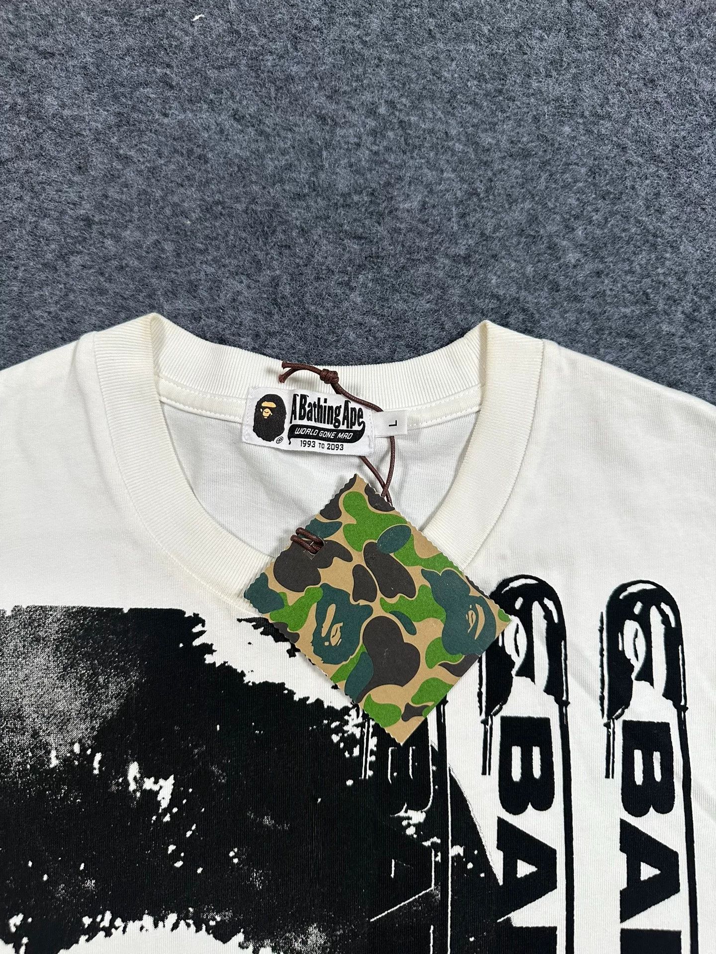 Bape Bape Gar Ent Dye U Ti Multi Shark T-Shirt Size US L / EU 52-54 / 3 - 3 Thumbnail