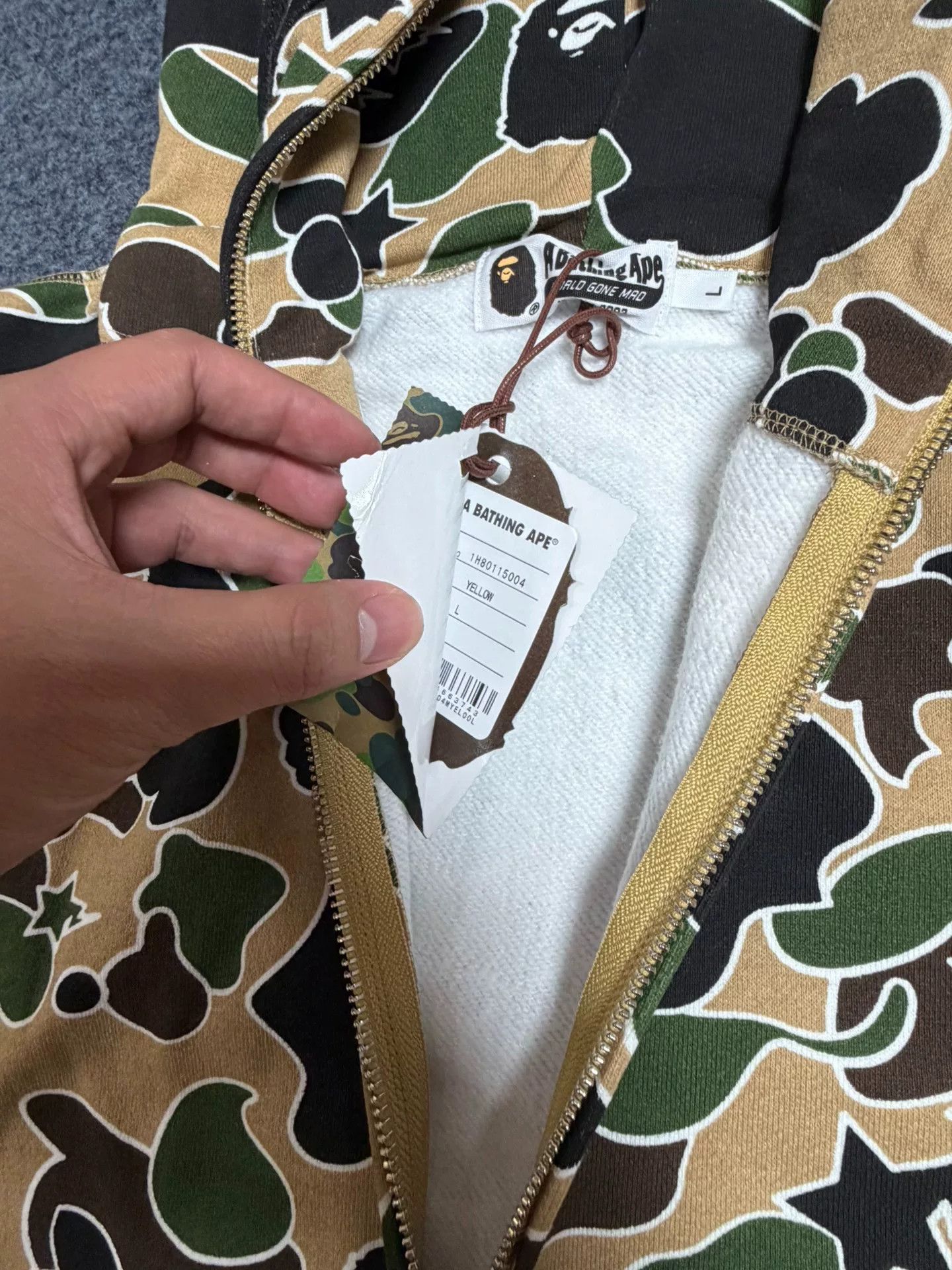 Bape Bape Ta Multi Shark Sweatshirt Size US L / EU 52-54 / 3 - 7 Thumbnail