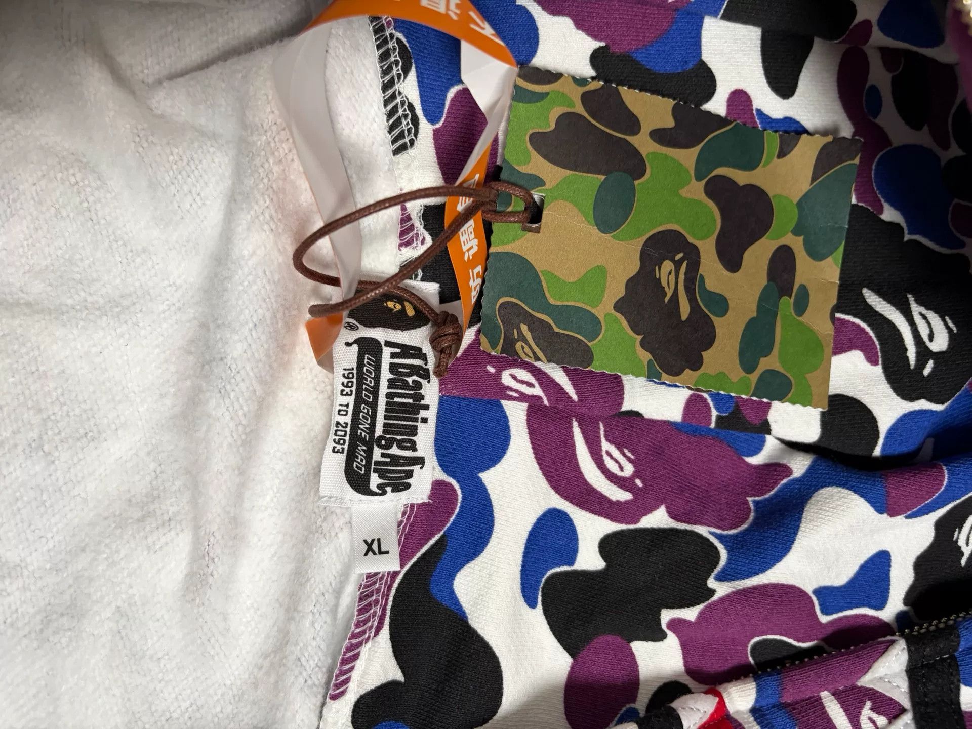 Bape Bape Multi Shark Sweatshirt Pullover Size US XL / EU 56 / 4 - 5 Thumbnail