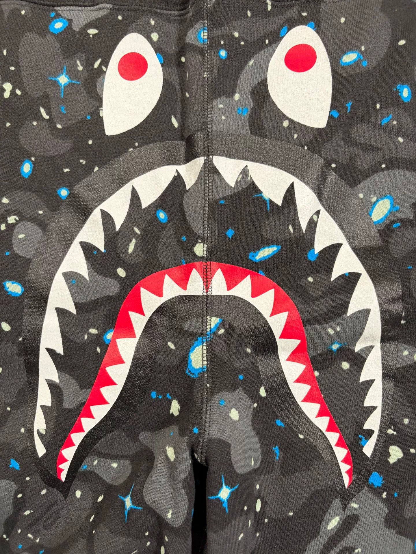 Bape Bape Multi Shark Shorts Designer Size US 34 / EU 50 - 3 Thumbnail