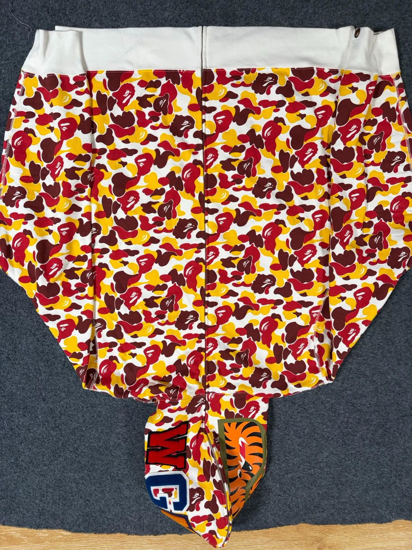 Bape Bape X Multi Shark Sweatshirt Pullover Size US XXL / EU 58 / 5 - 2 Thumbnail