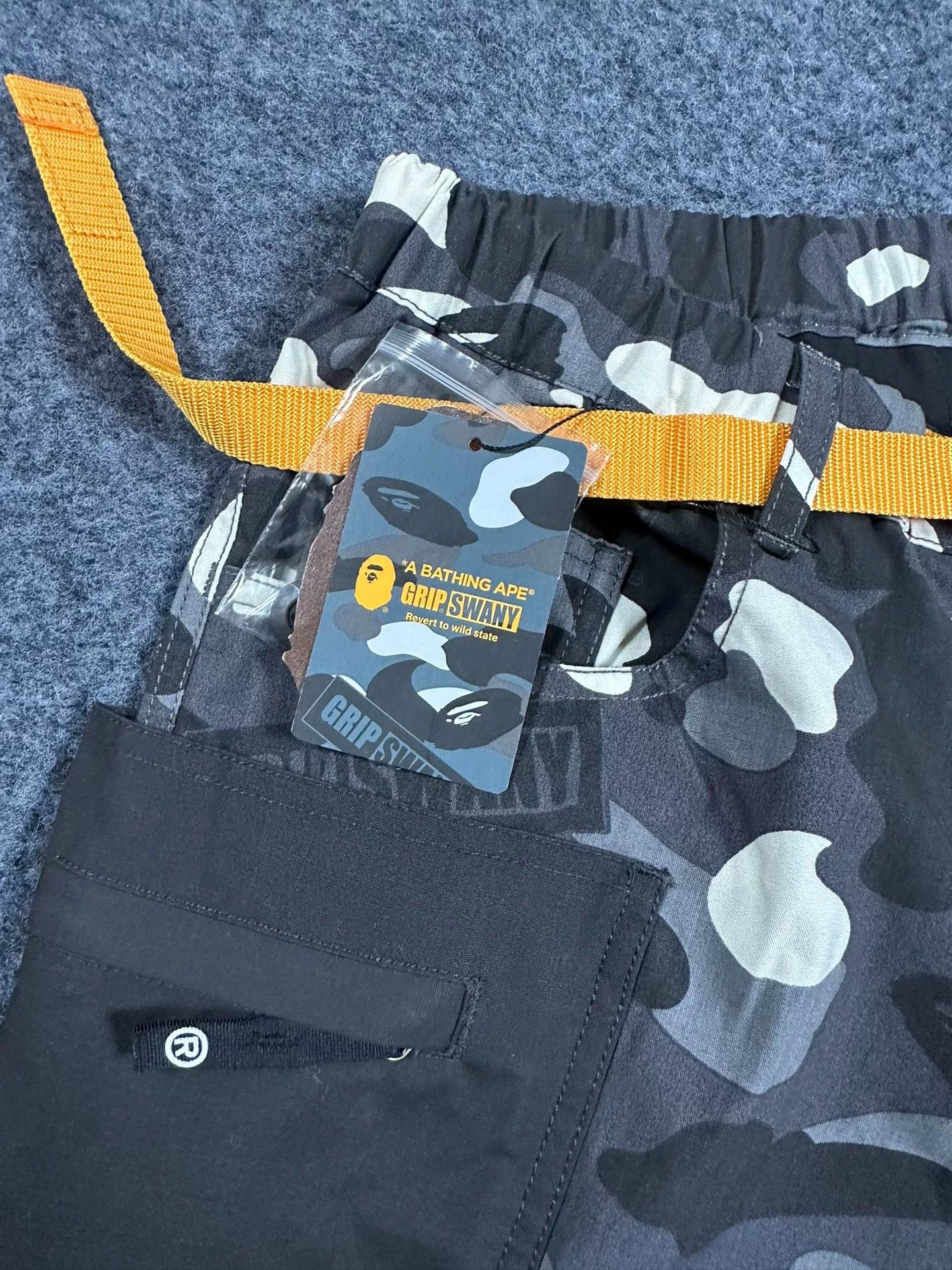 Bape Bape Multi Shark Pants Casual Designer Size US 34 / EU 50 - 2 Thumbnail