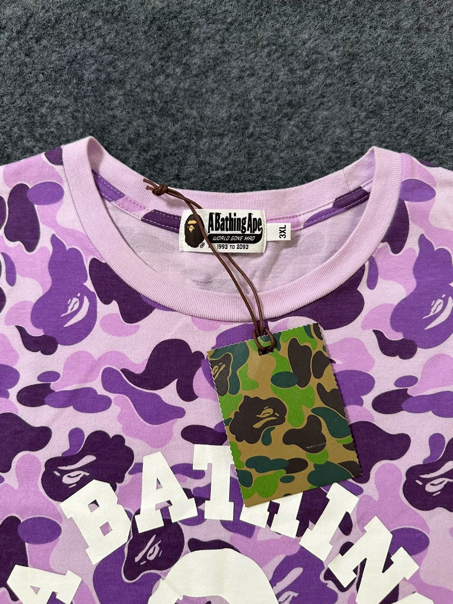Bape Bape T Multi Shark T-Shirt Casual Size US XL / EU 56 / 4 - 4 Thumbnail