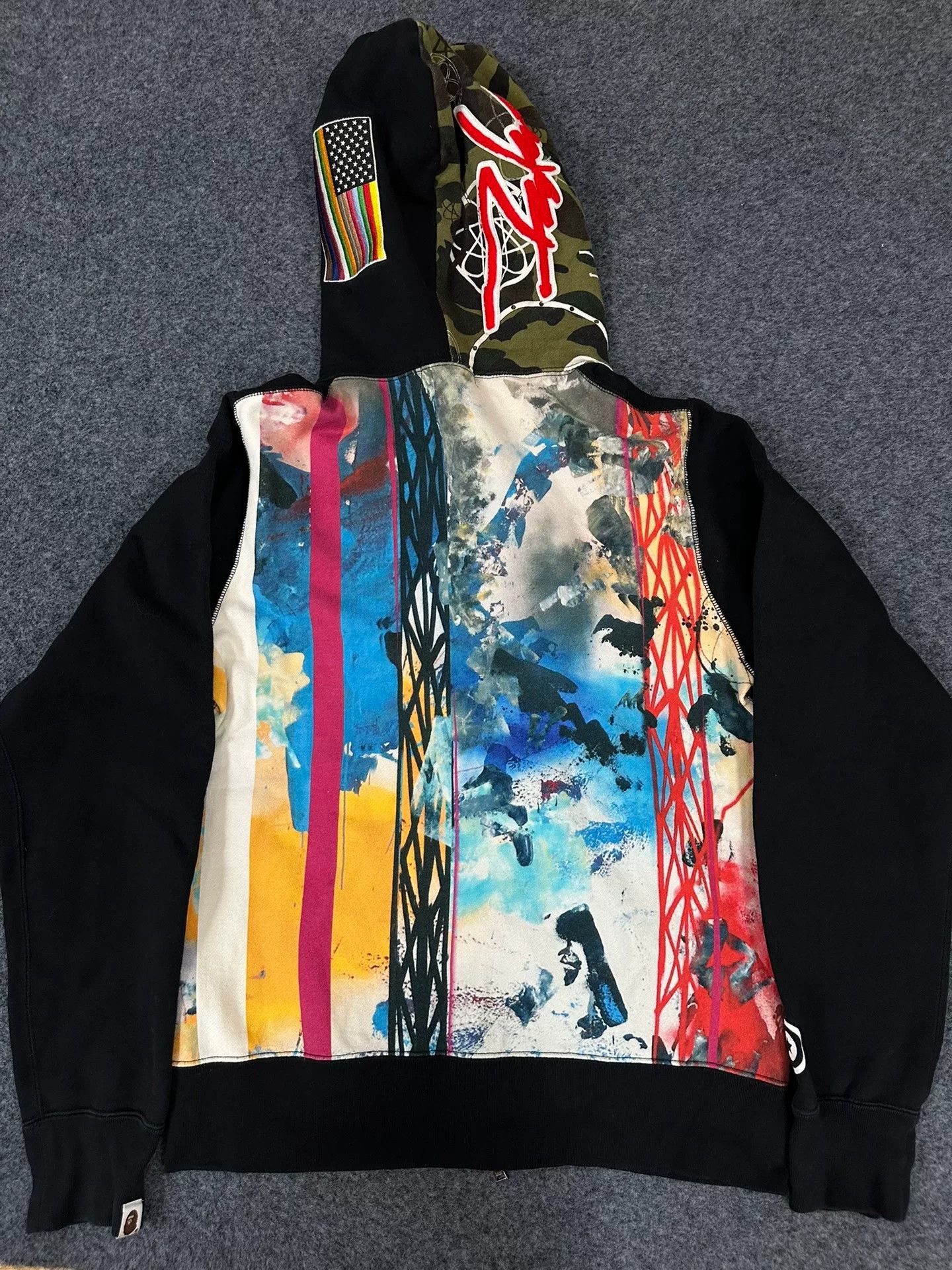 Bape Bape Multi Shark Sweatshirt Pullover Size US L / EU 52-54 / 3 - 3 Thumbnail