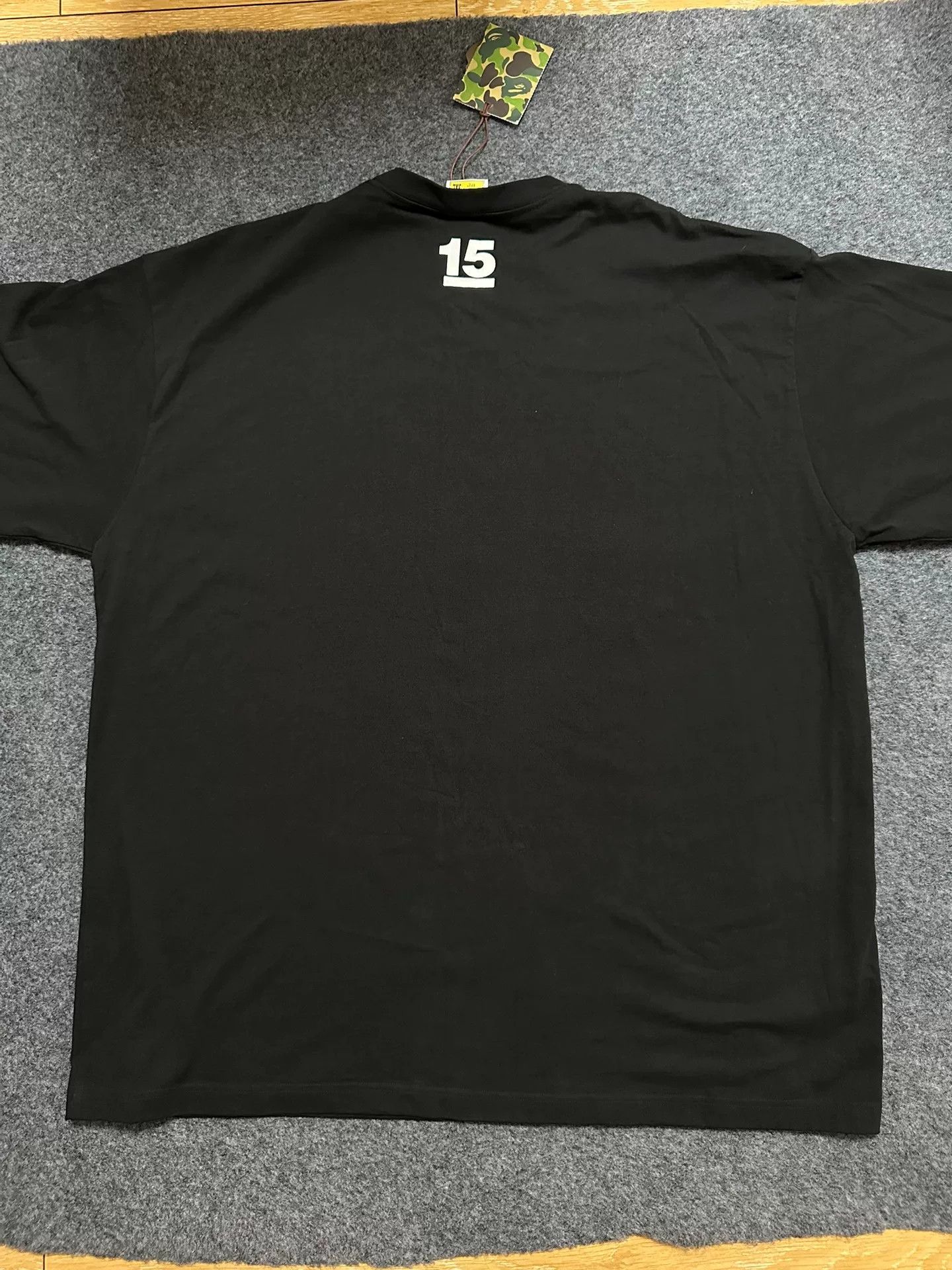 Bape Bape T Multi Shark T-Shirt Casual Size US XXL / EU 58 / 5 - 3 Thumbnail